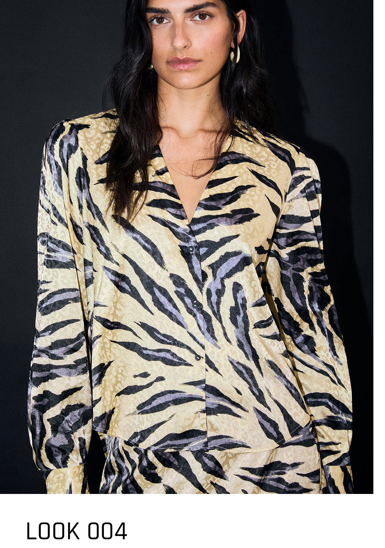 ANIMAL PRINT SATIN BLOUSE