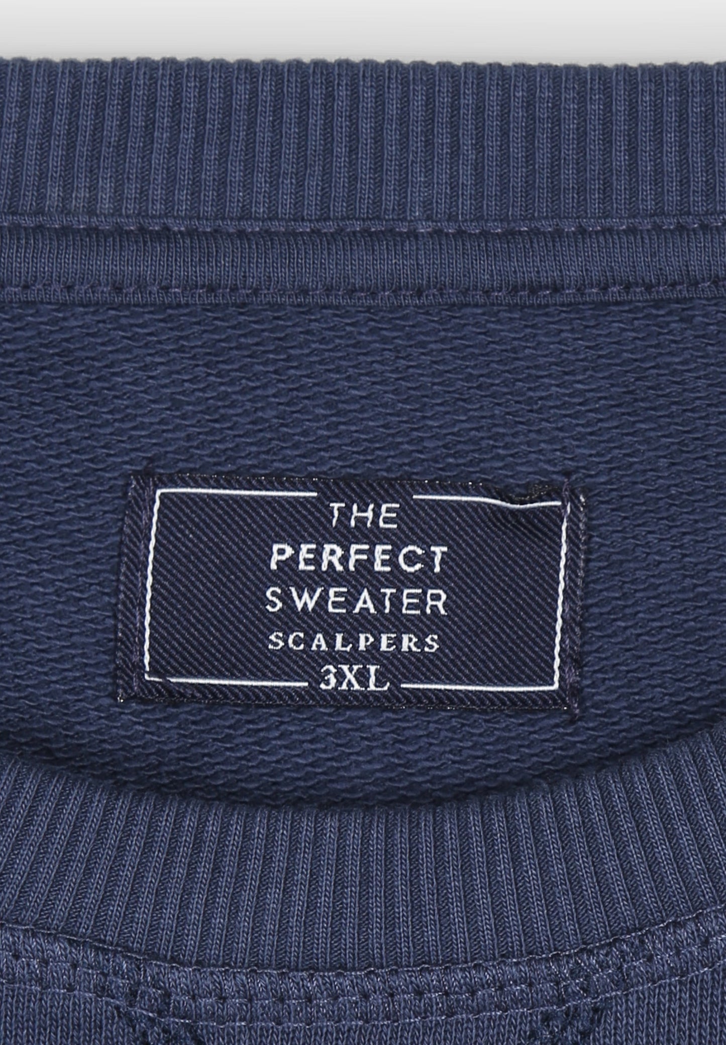 BASIC SWEATER DOODSKOP