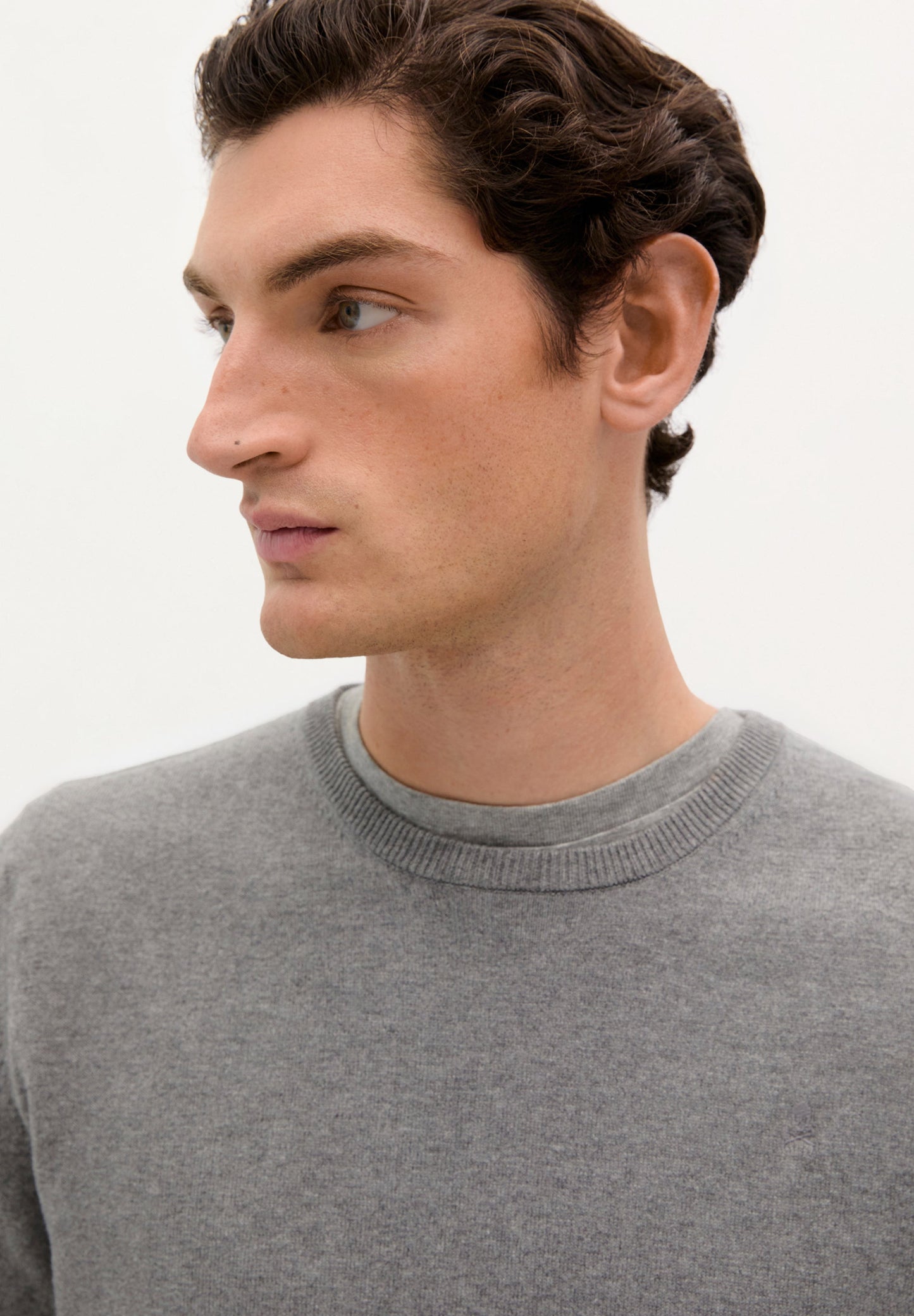 SCNOS BASIC ROUND NECK