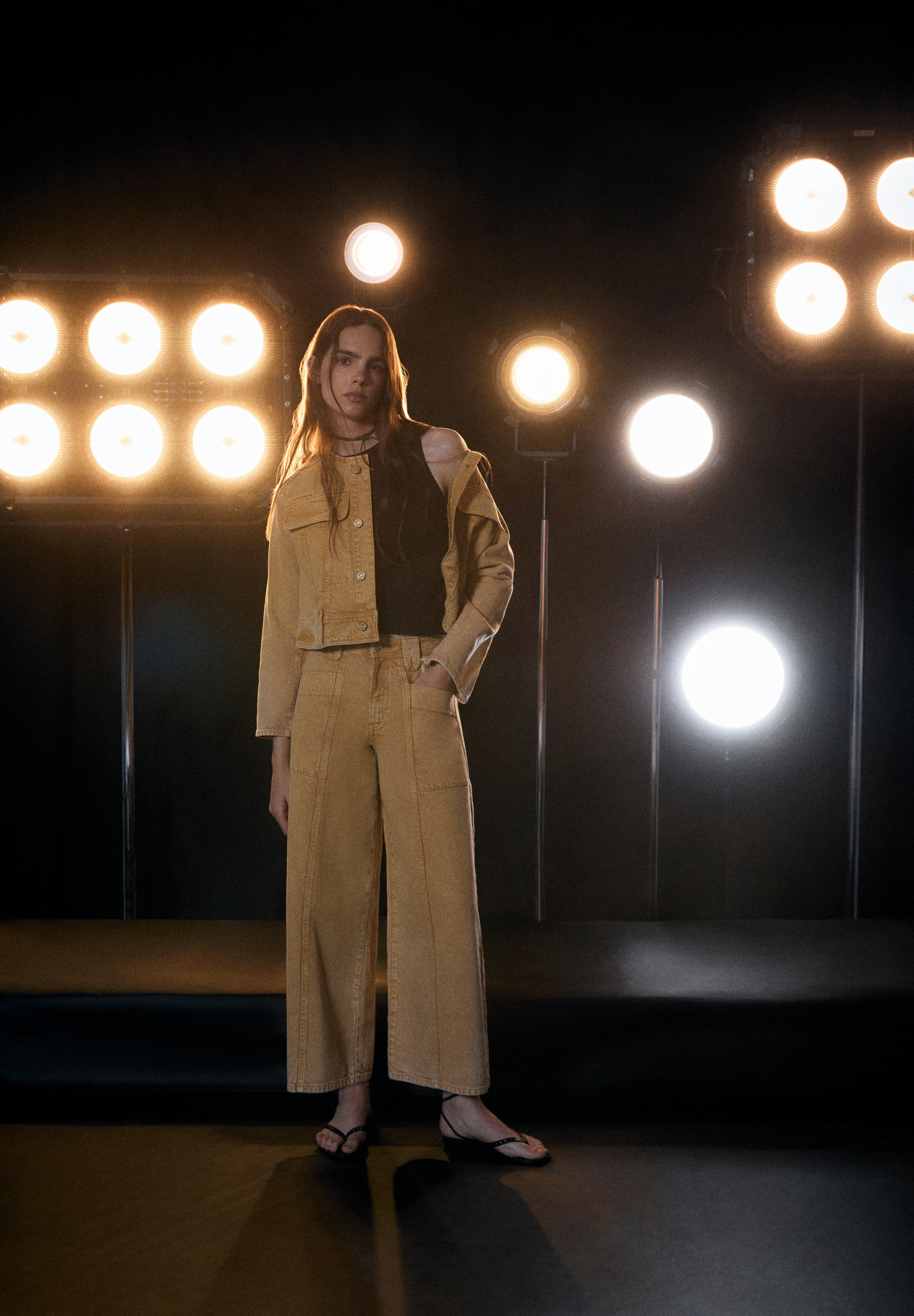 280525_des_circular_m_06