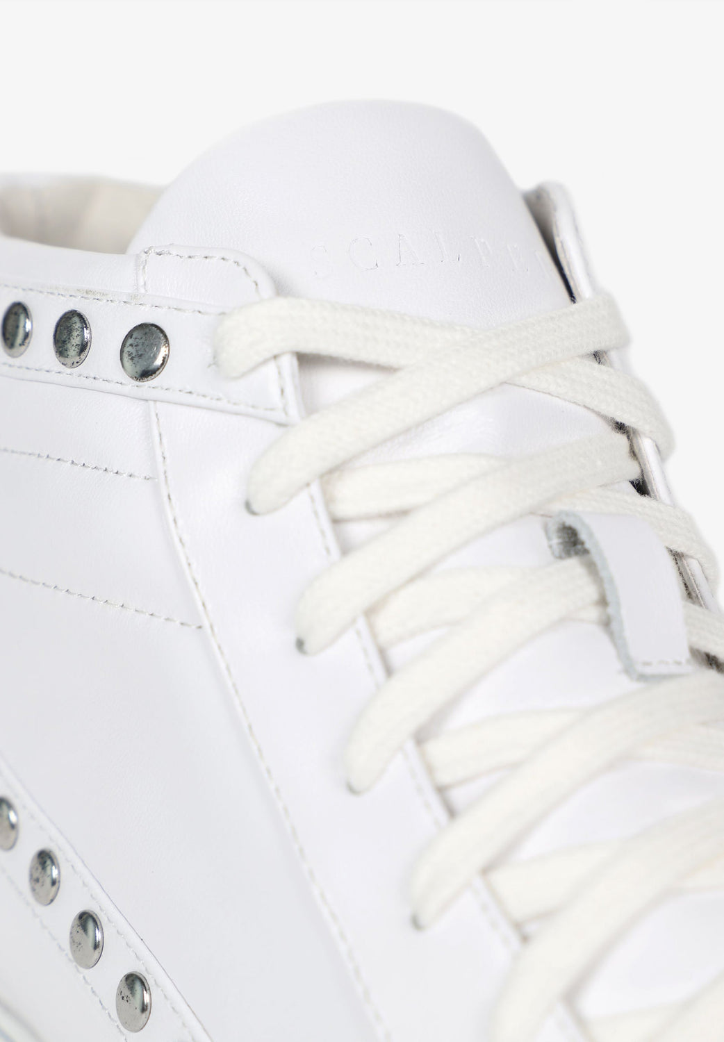 SNEAKERS BOTAS TACHAS - Scalpers