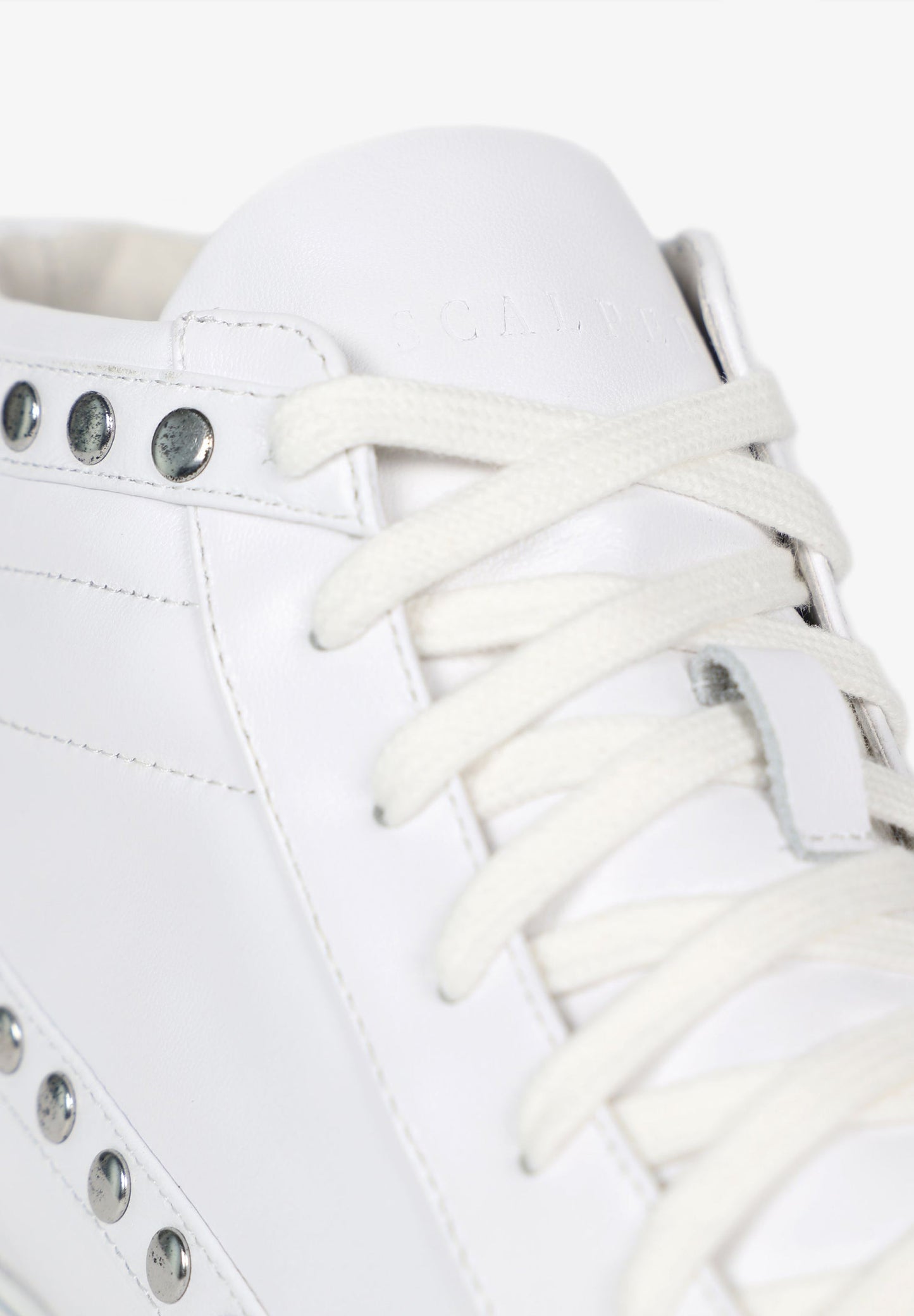 SNEAKERS BOTAS TACHAS - Scalpers