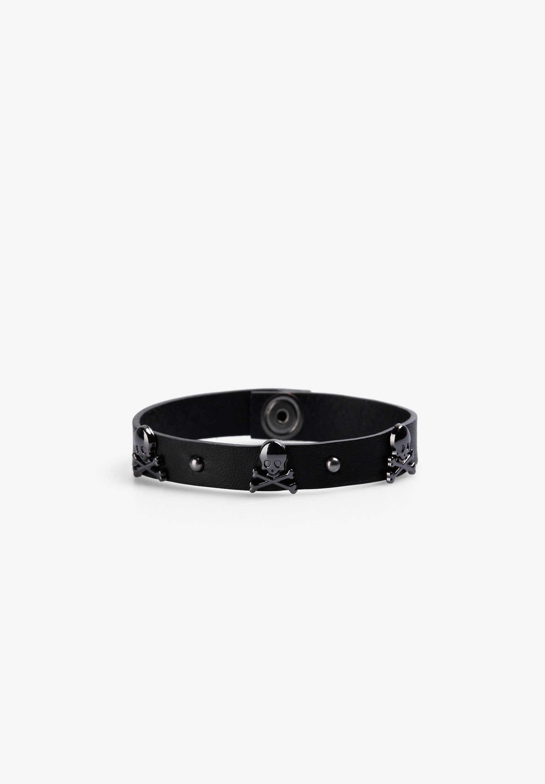 ARMBAND STUDS EN DOODSKOPJES