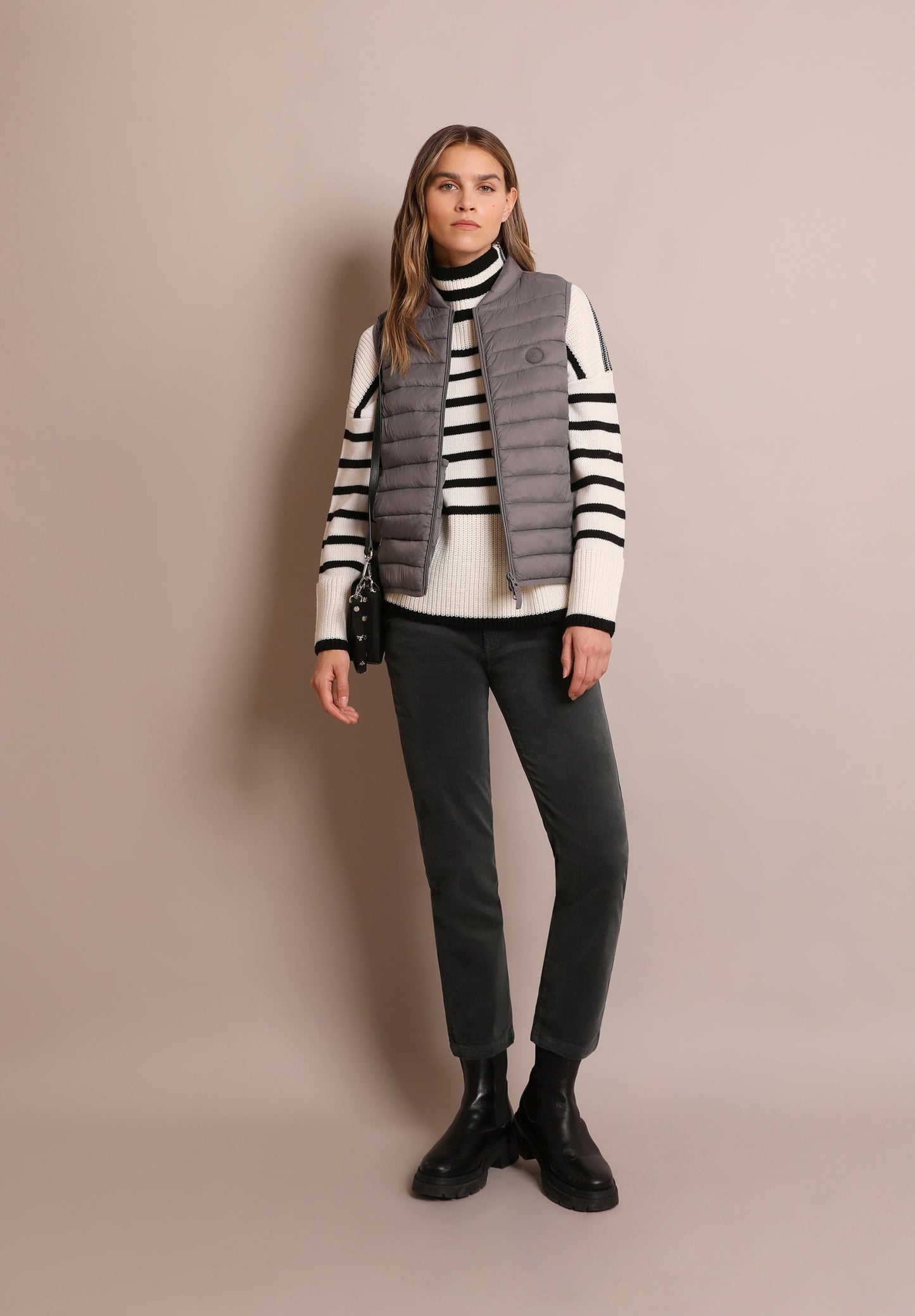 GEWATTEERDE BODYWARMER DOODSKOP