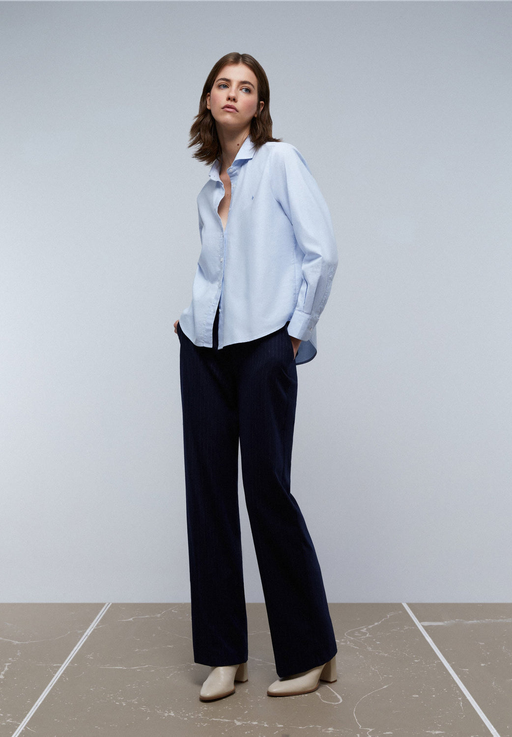 CAMISA CLÁSICA BORDADO PECHO - Scalpers