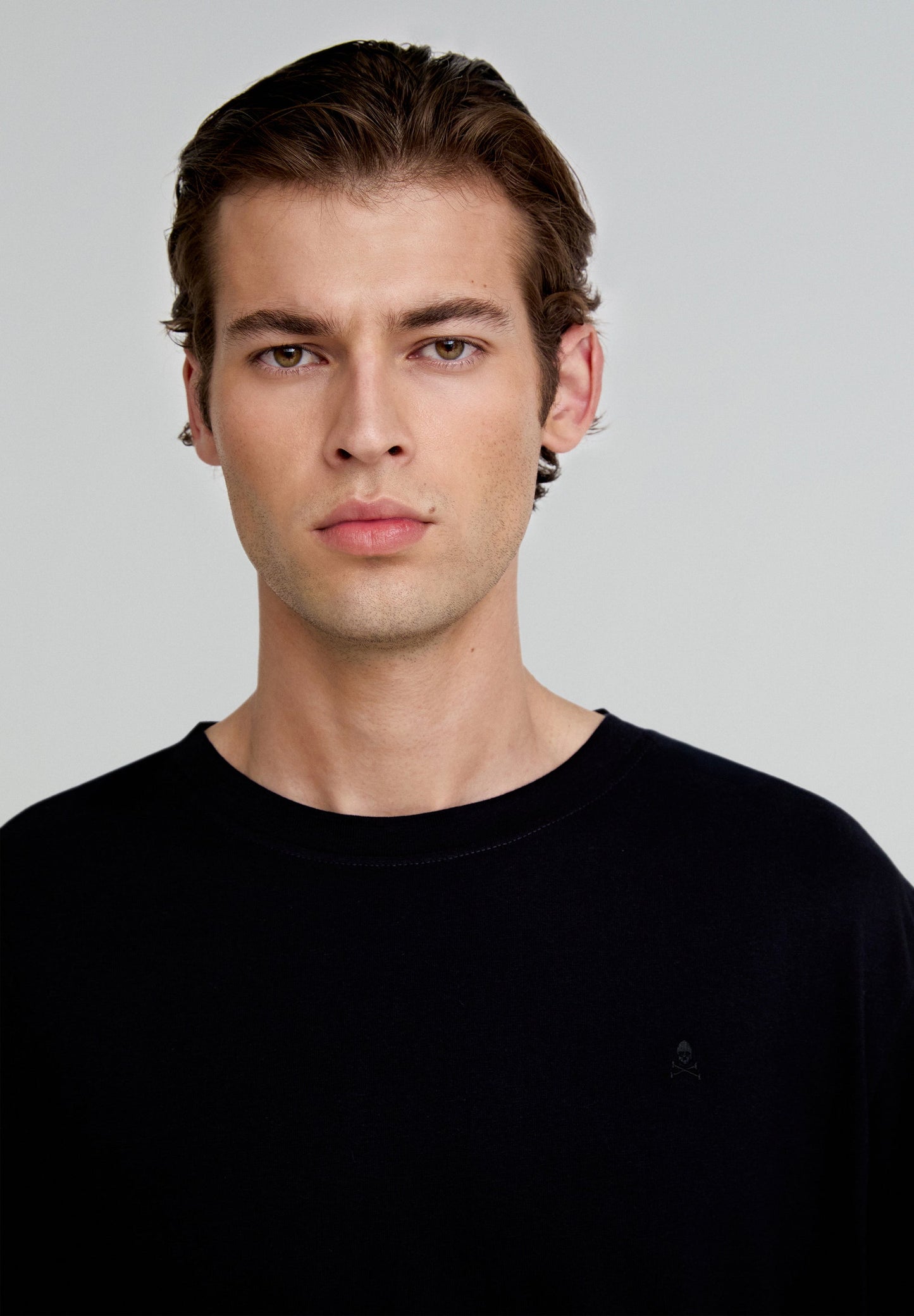 BASIC T-SHIRT DOODSKOPJE RELAXED FIT