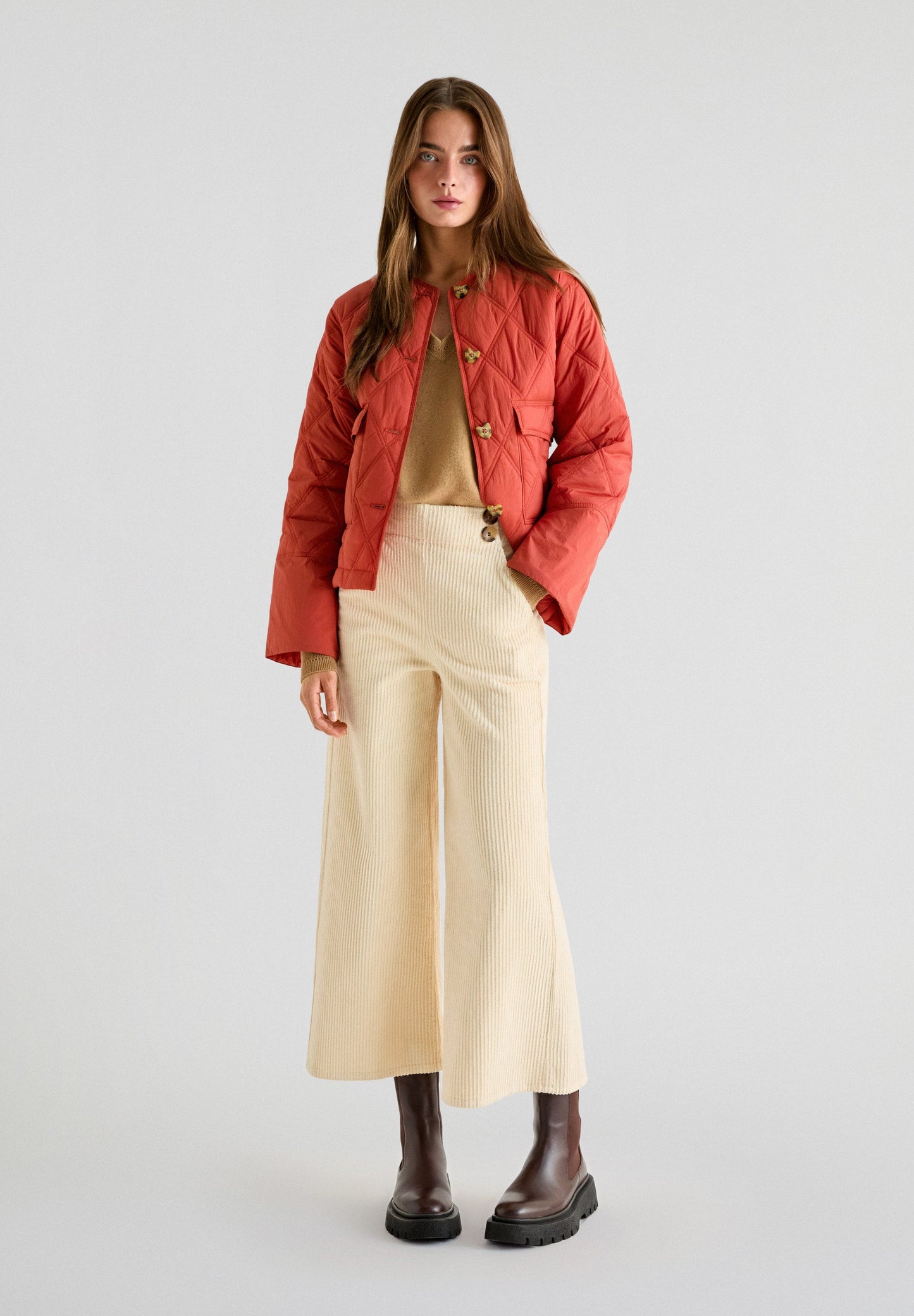 PLEAT LIGHT JACKET