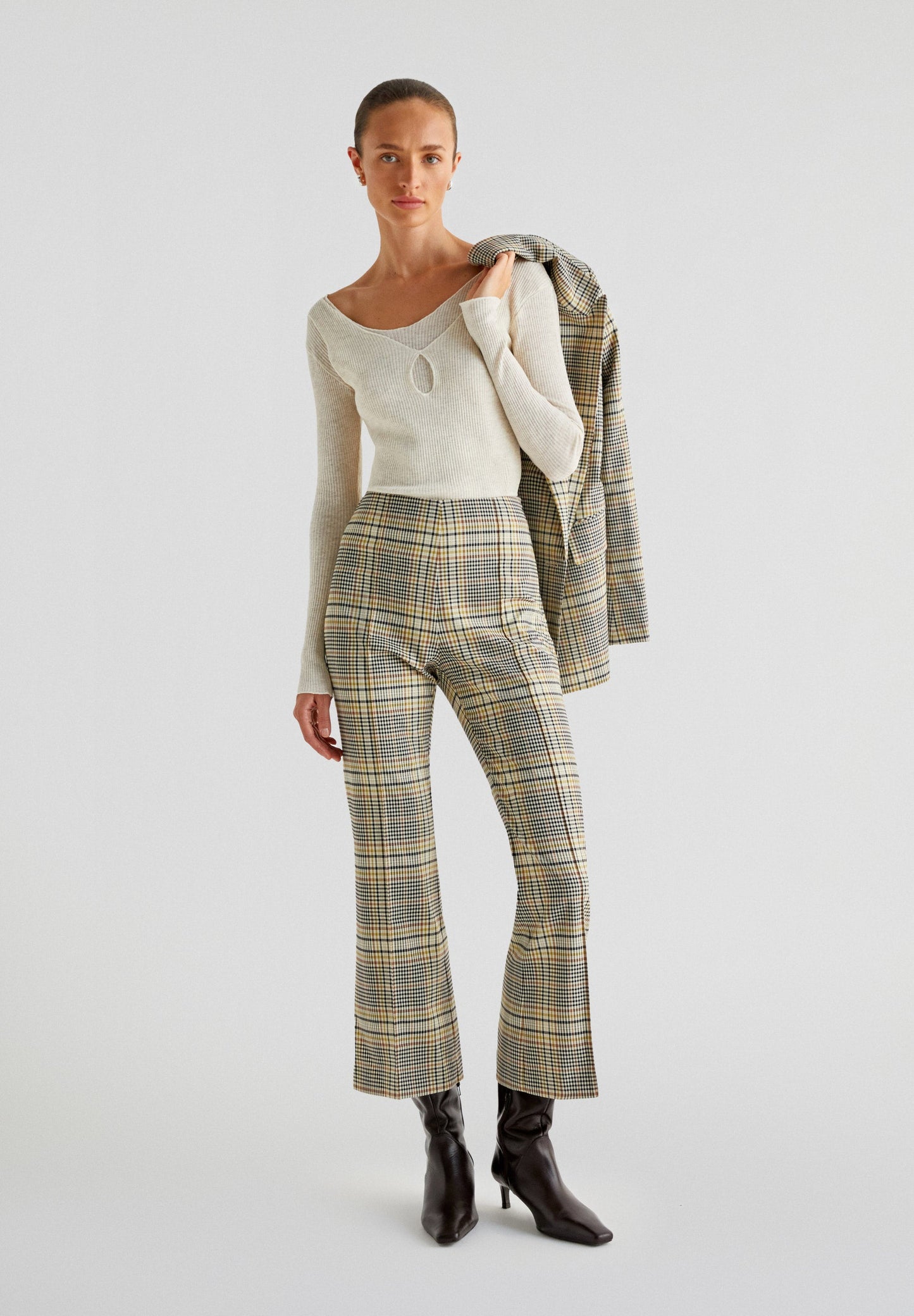 ANKLE FLARE CHECK TROUSERS