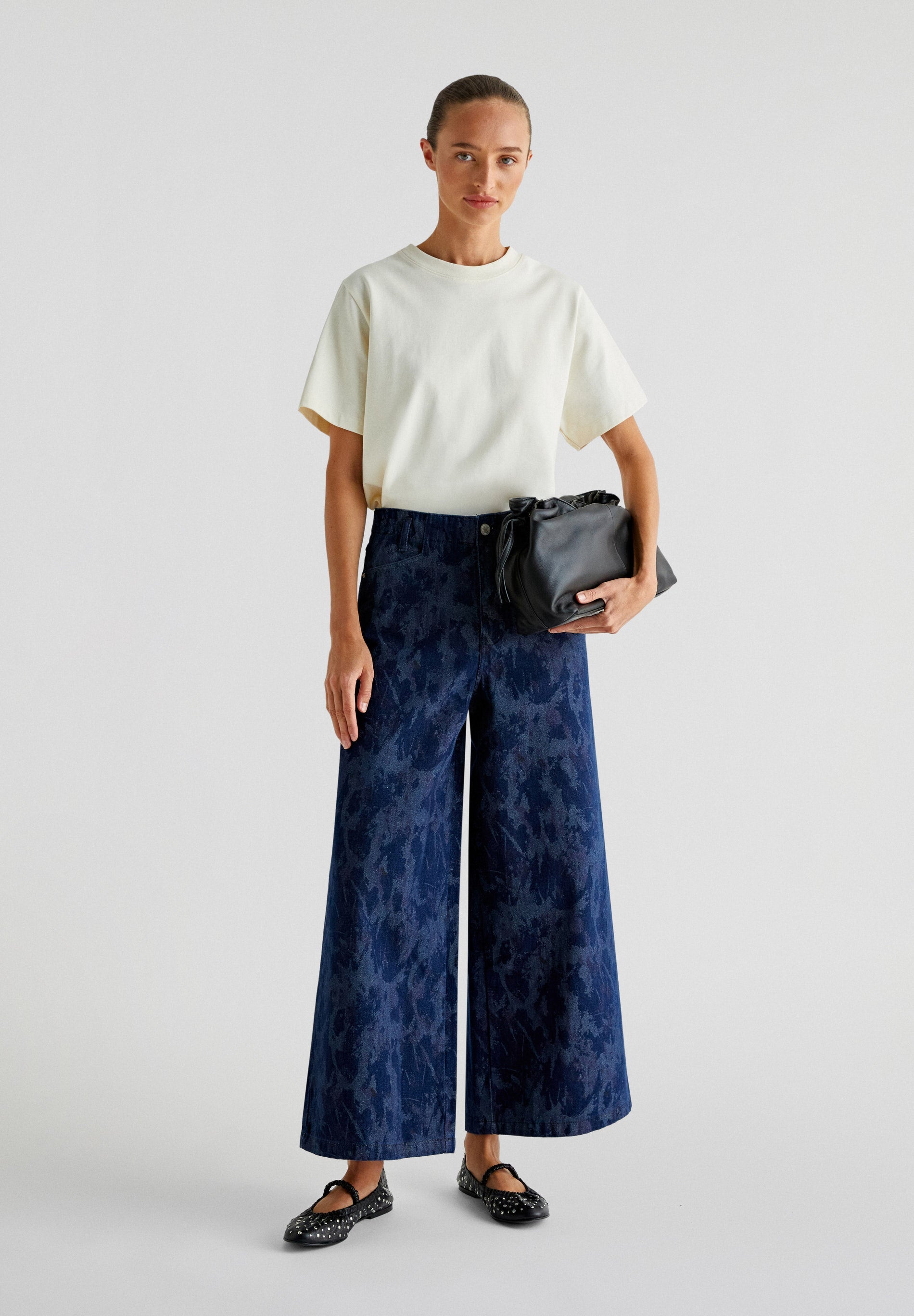 CULOTTE JEANS WITH SHIMMER DETAILS