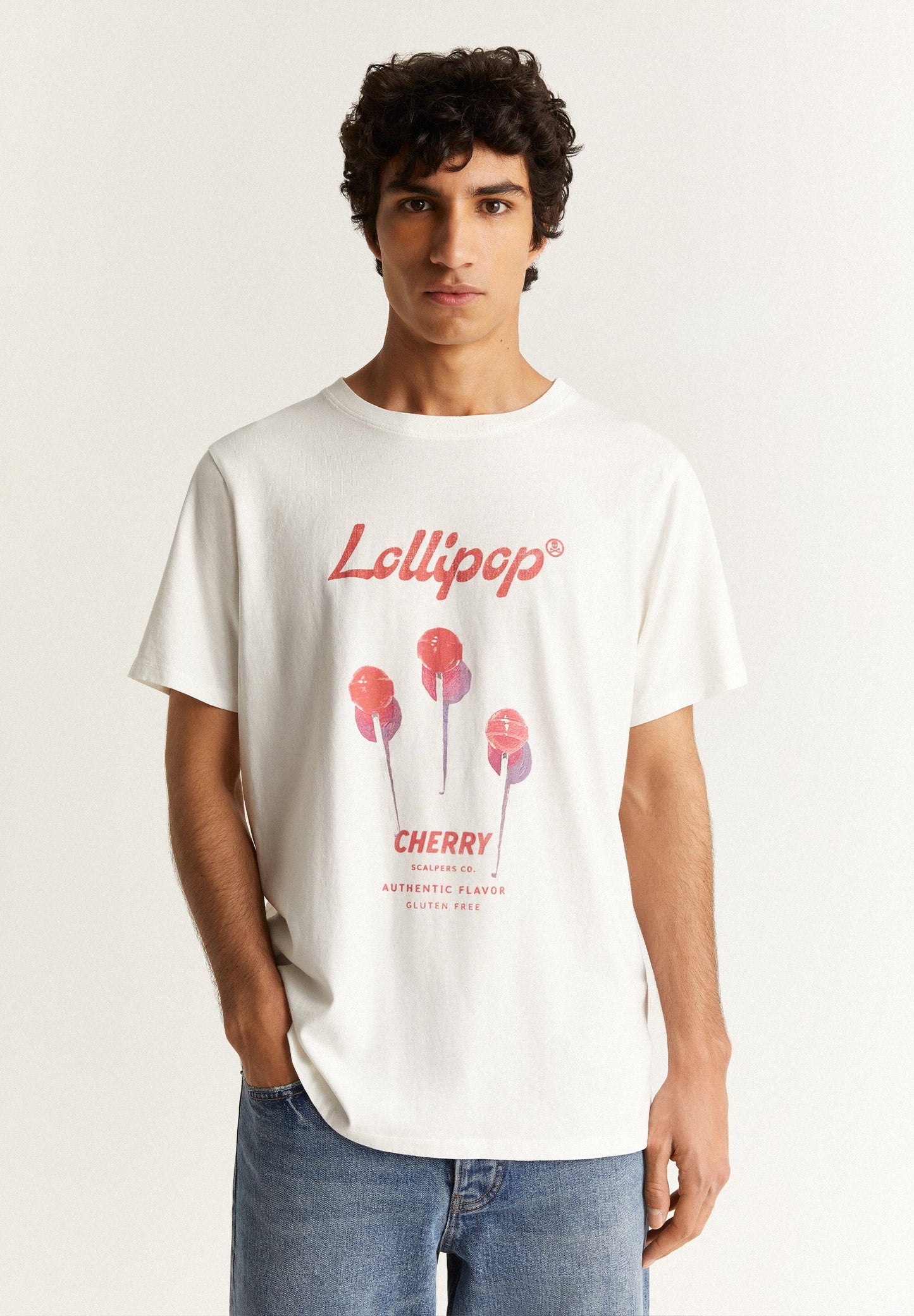 T-SHIRT WITH FRONT PRINT