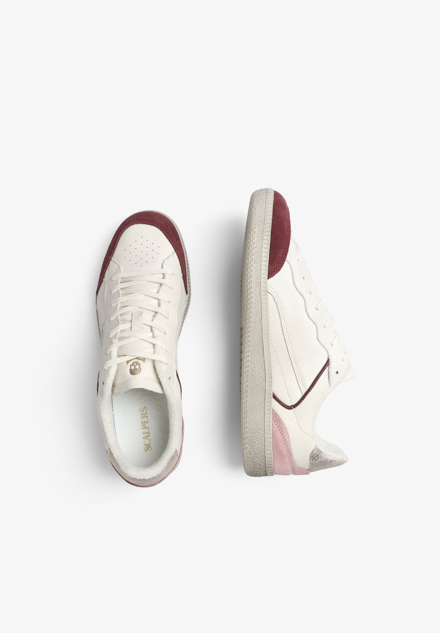 SNEAKERS GRABADO LOGO DETALLES - Scalpers