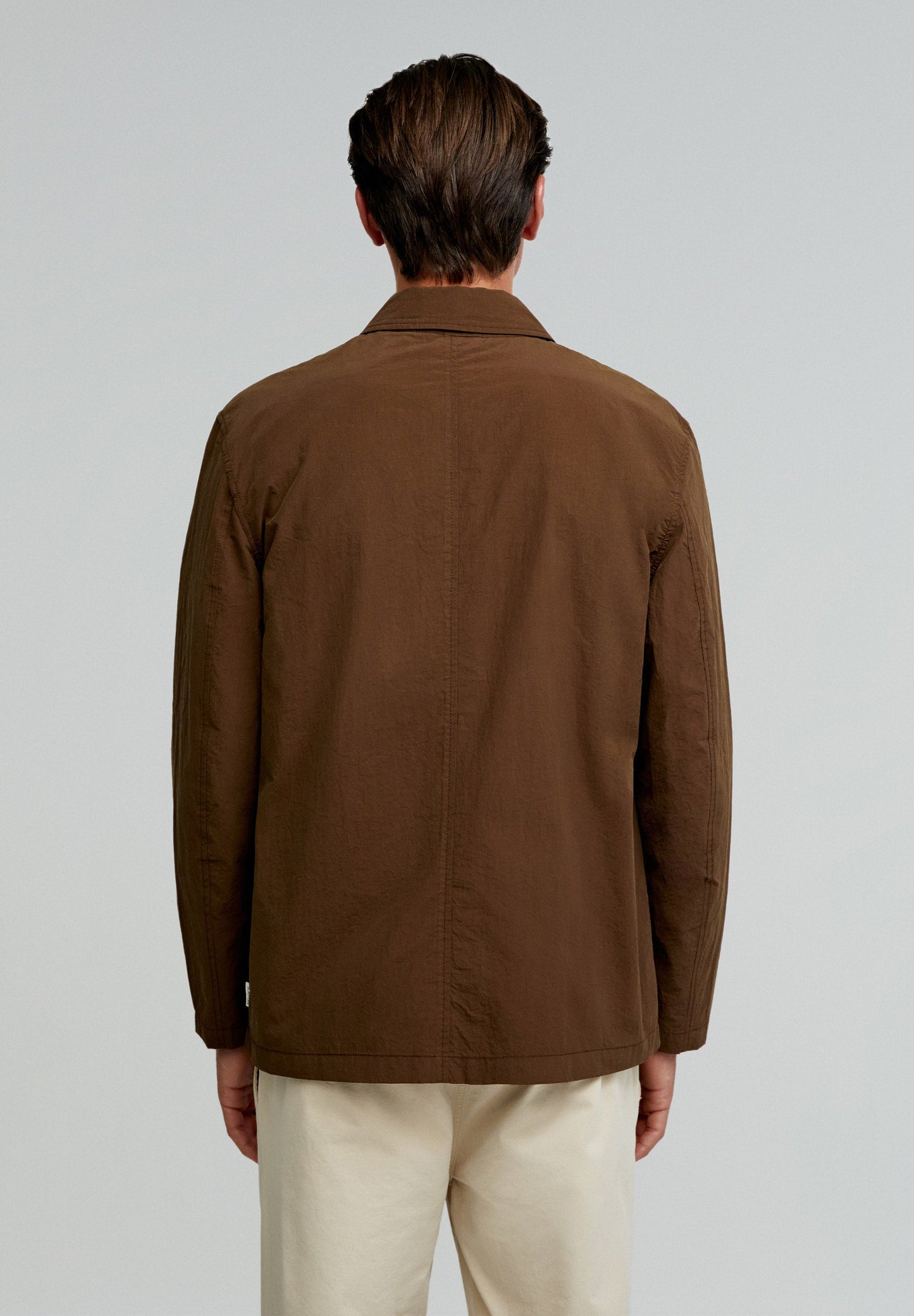 LIGHTWEIGHT OVERSHIRT