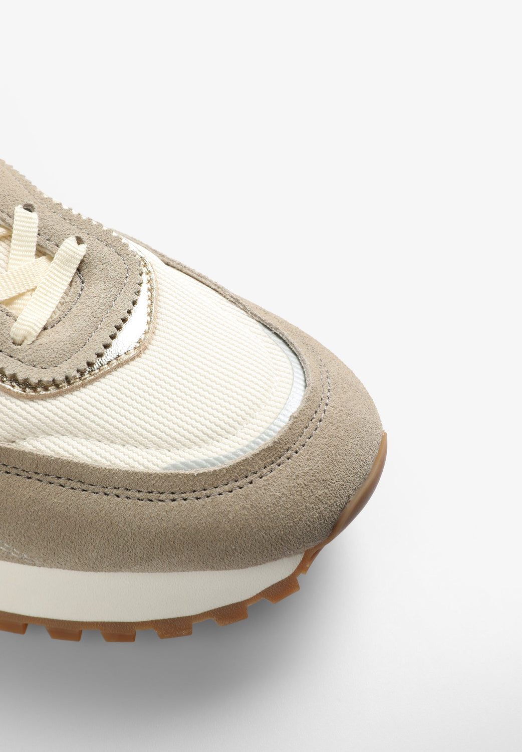 SNEAKERS ALTAS DETALLES SERRAJE - Scalpers