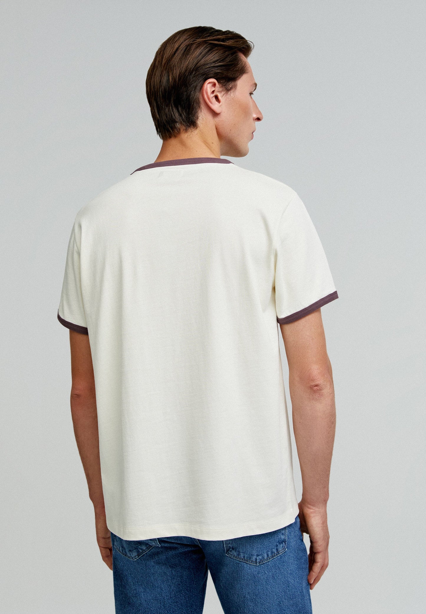 CONTRAST T-SHIRT