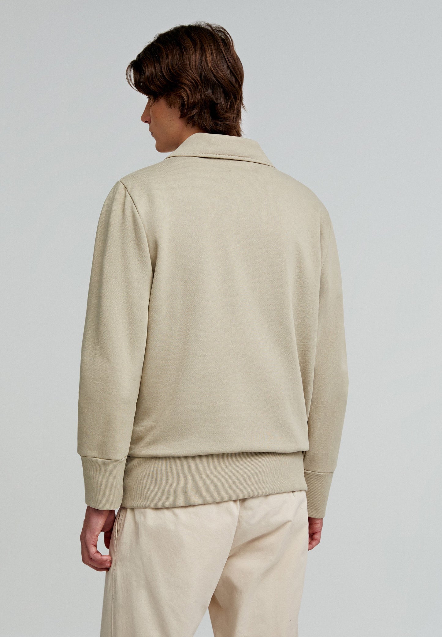 PREMIUM SWEATSHIRT WITH POCKET