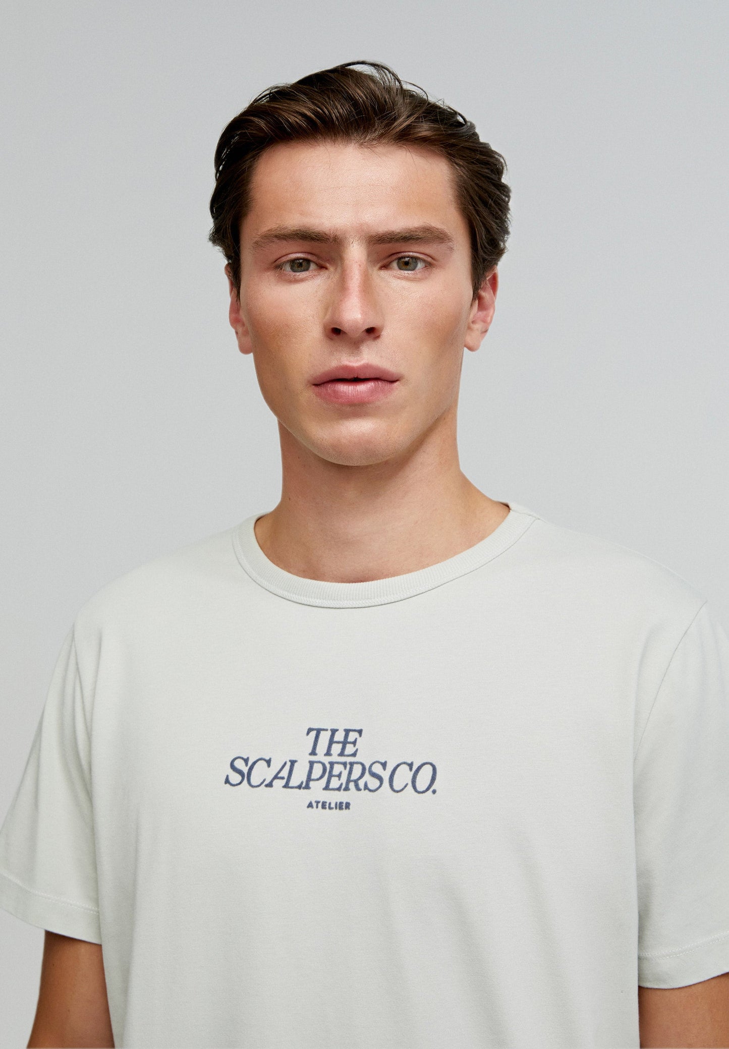 T-SHIRT WITH FRONT LOGO