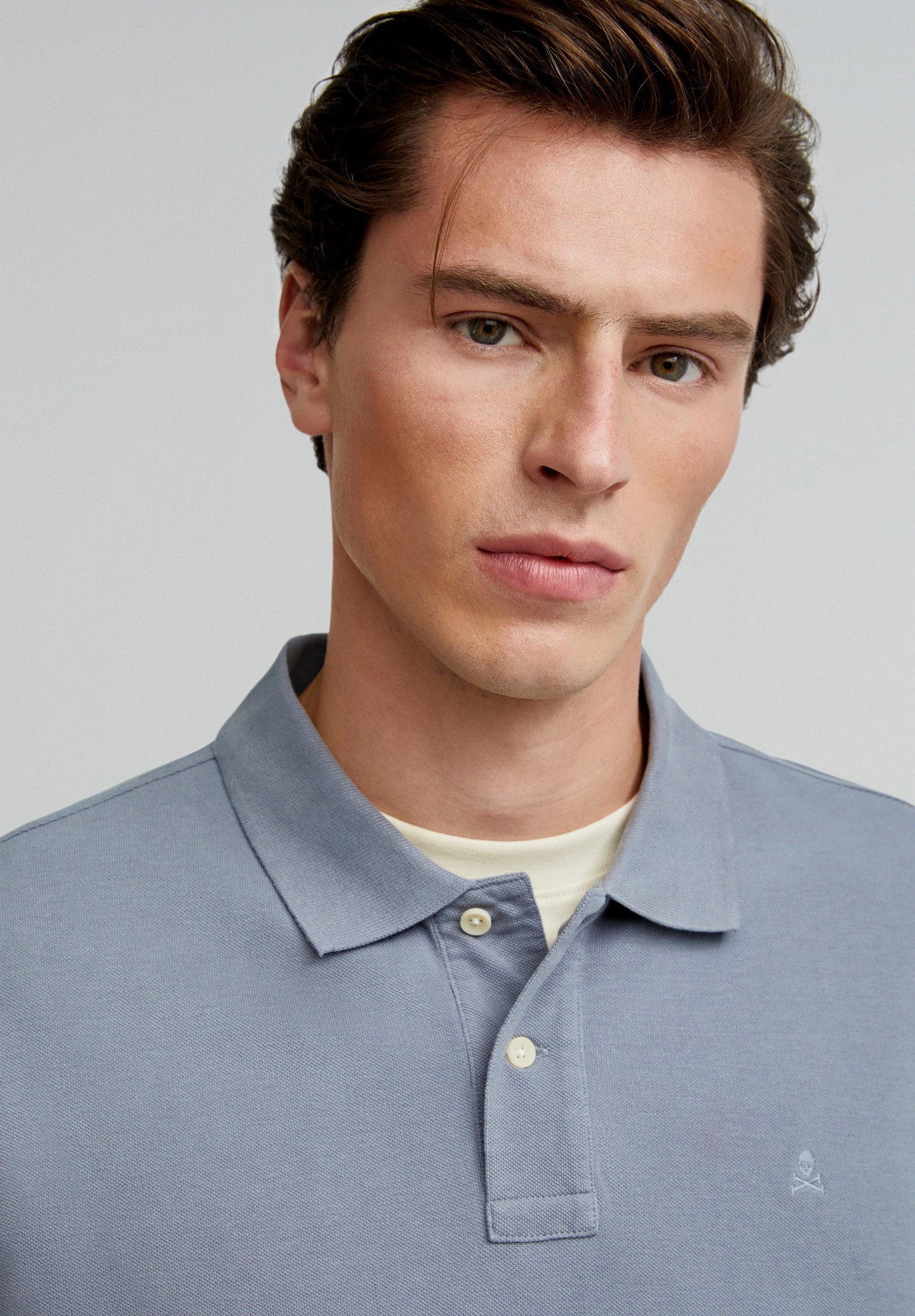 BASIC POLO SHIRT WITH SKULL DETAIL