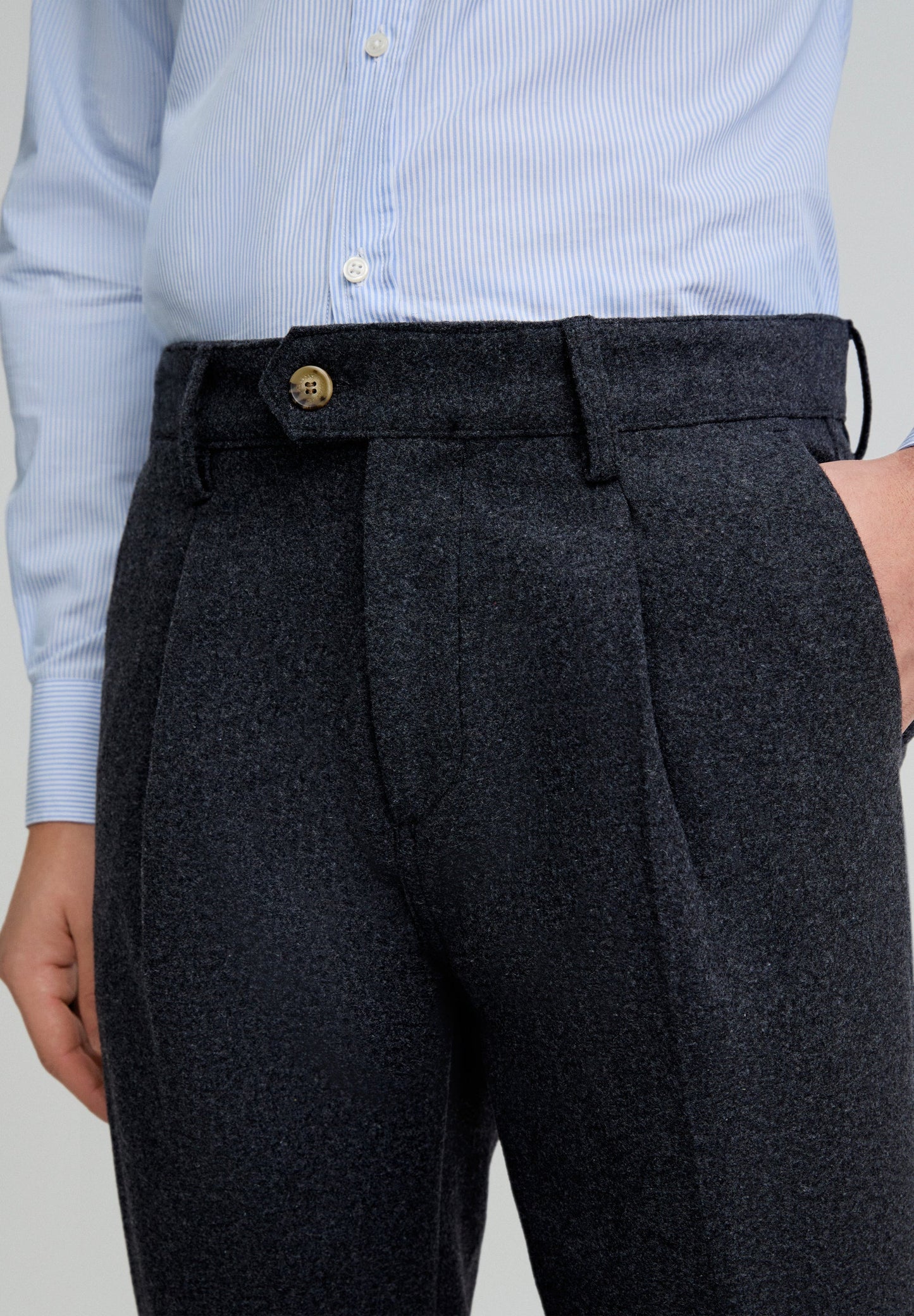 DARTED WOOL TROUSERS