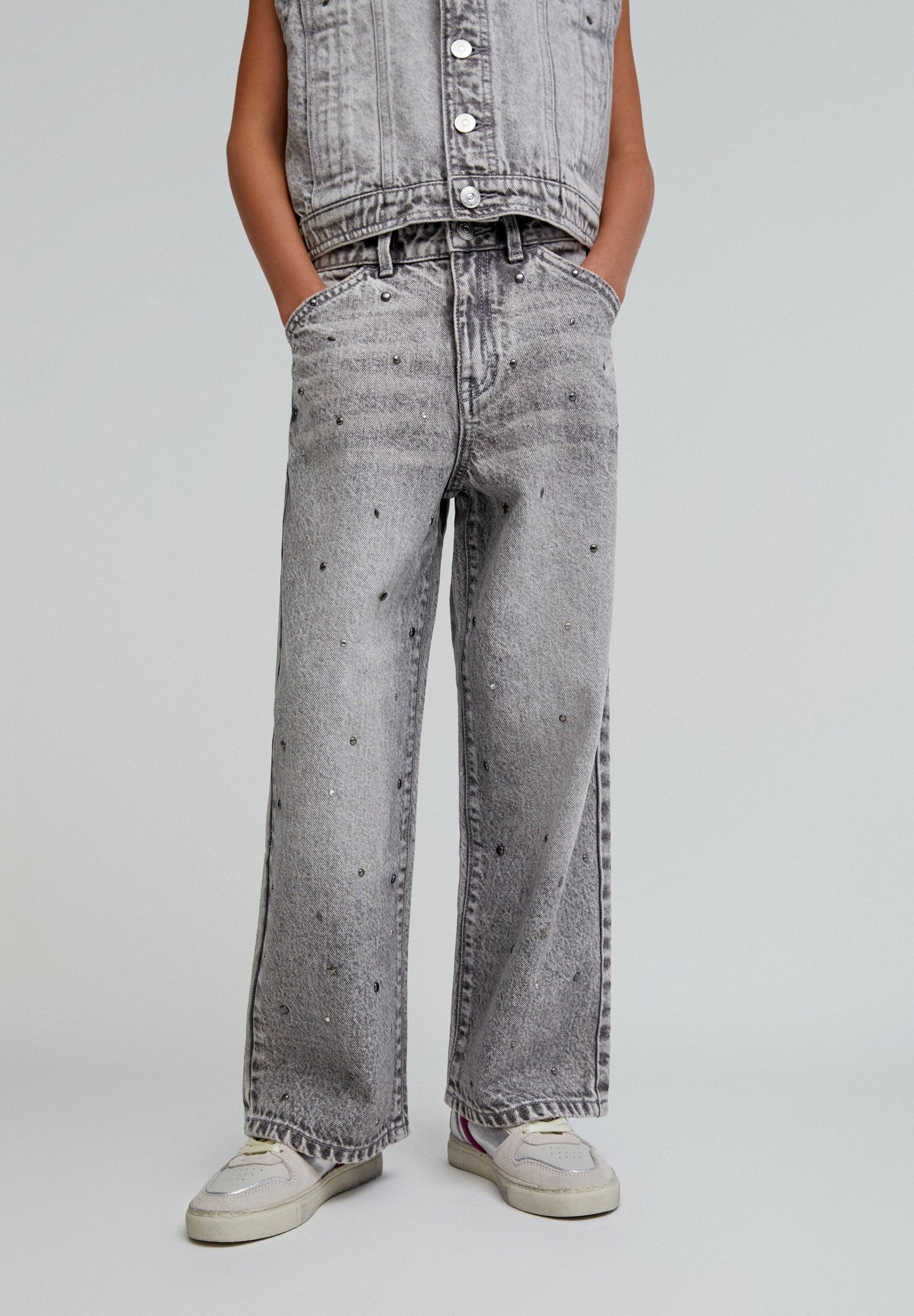 STUDDED CULOTTE JEANS