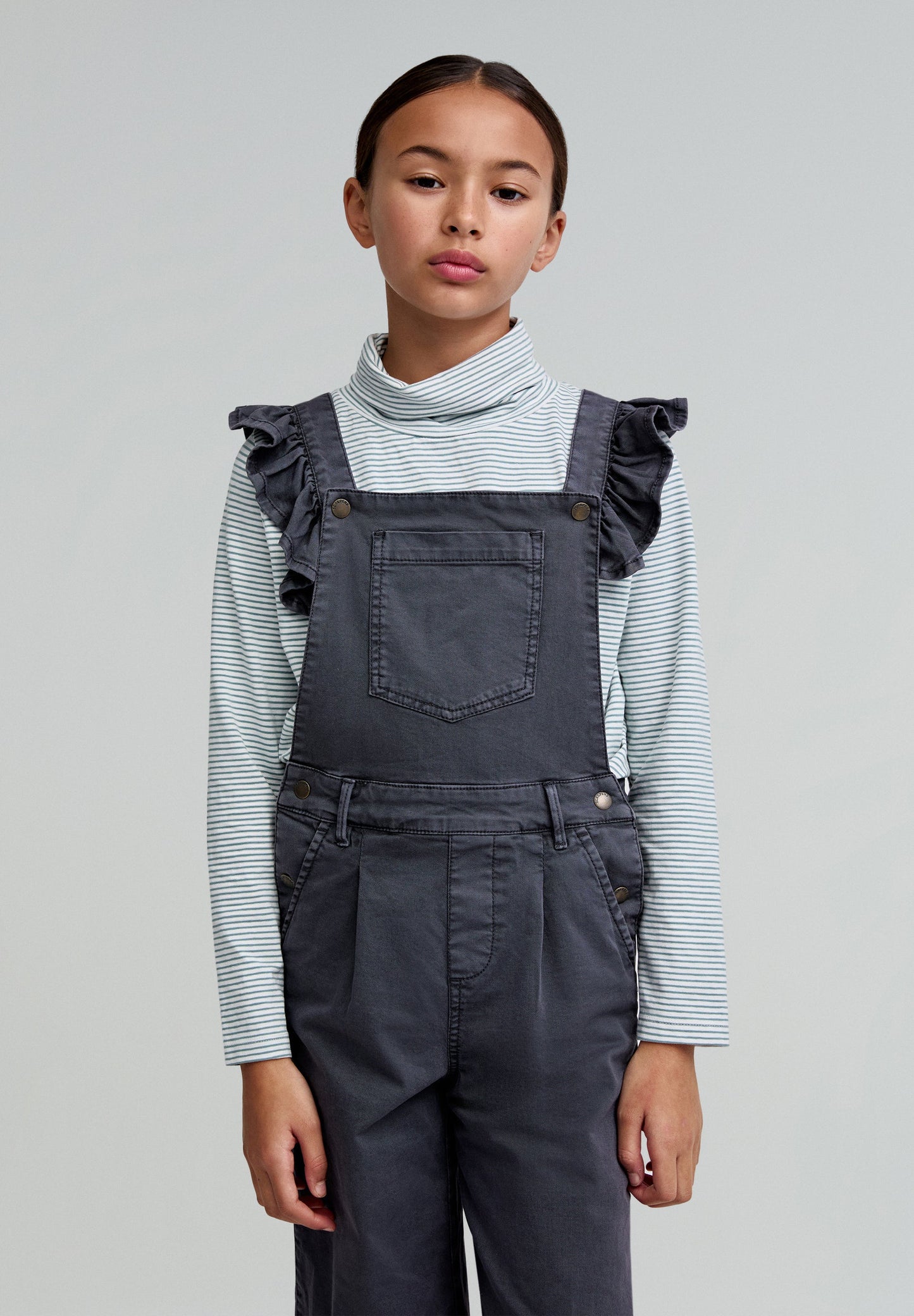 SMART DUNGAREE GIRLS