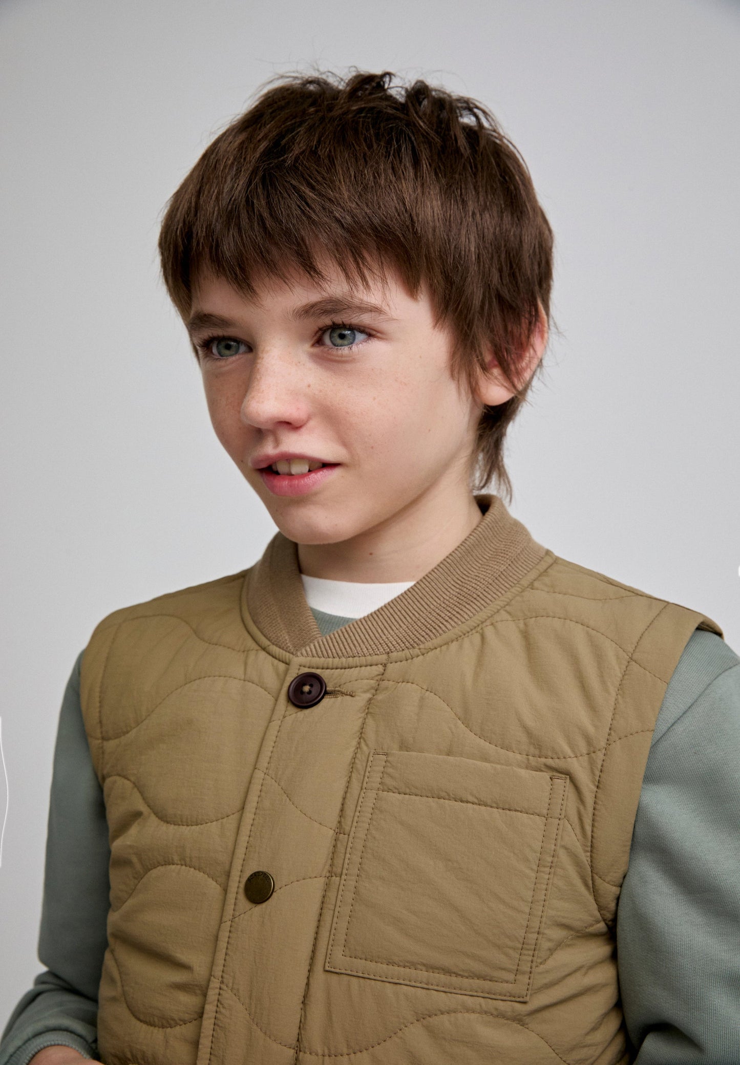 PUFFER VEST WITH POCKET