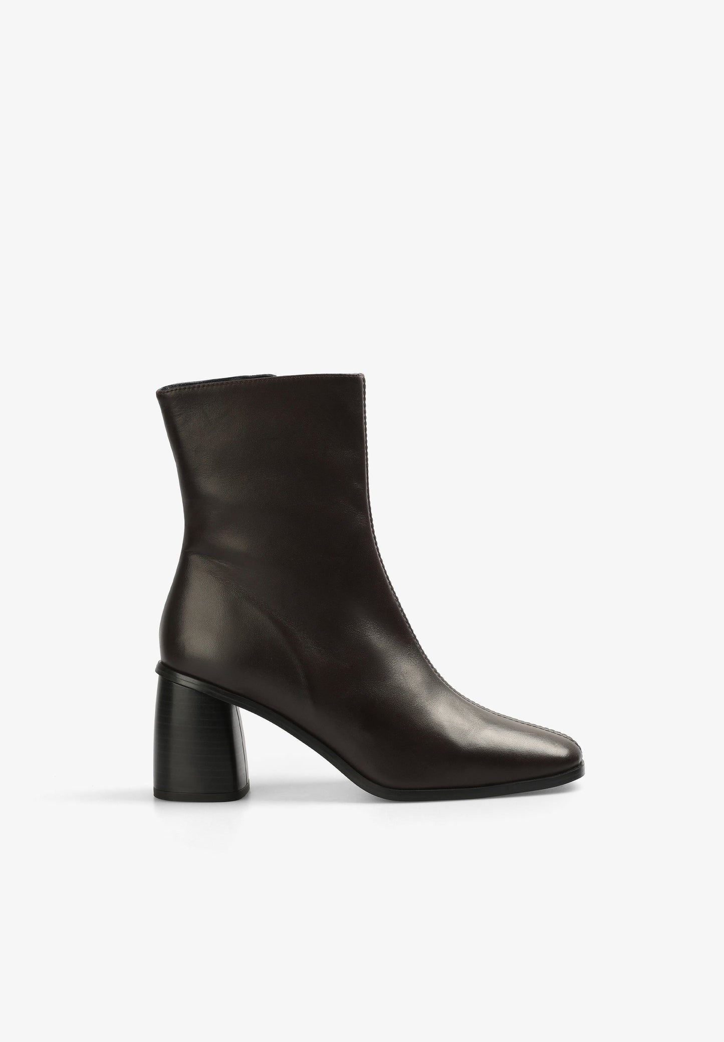 SOFT TIGHT ANKLE BOOTS