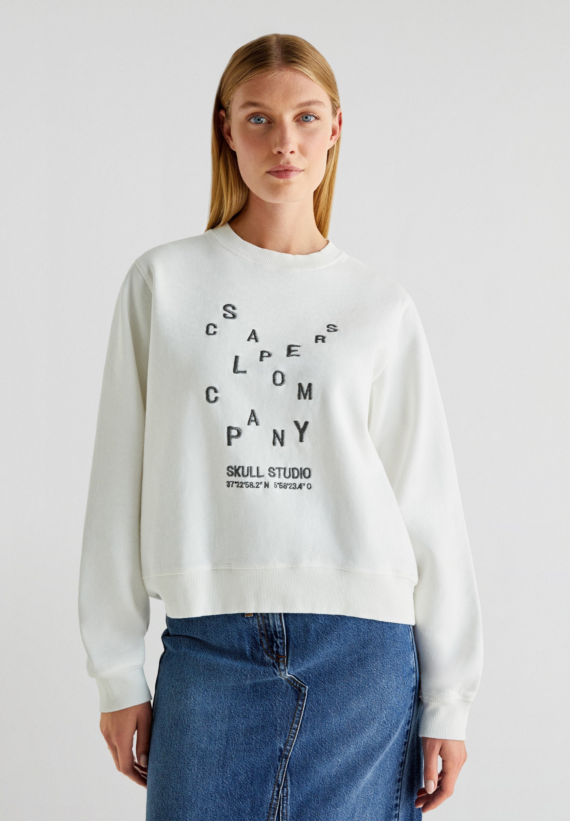 MULTILETTERS SWEATER