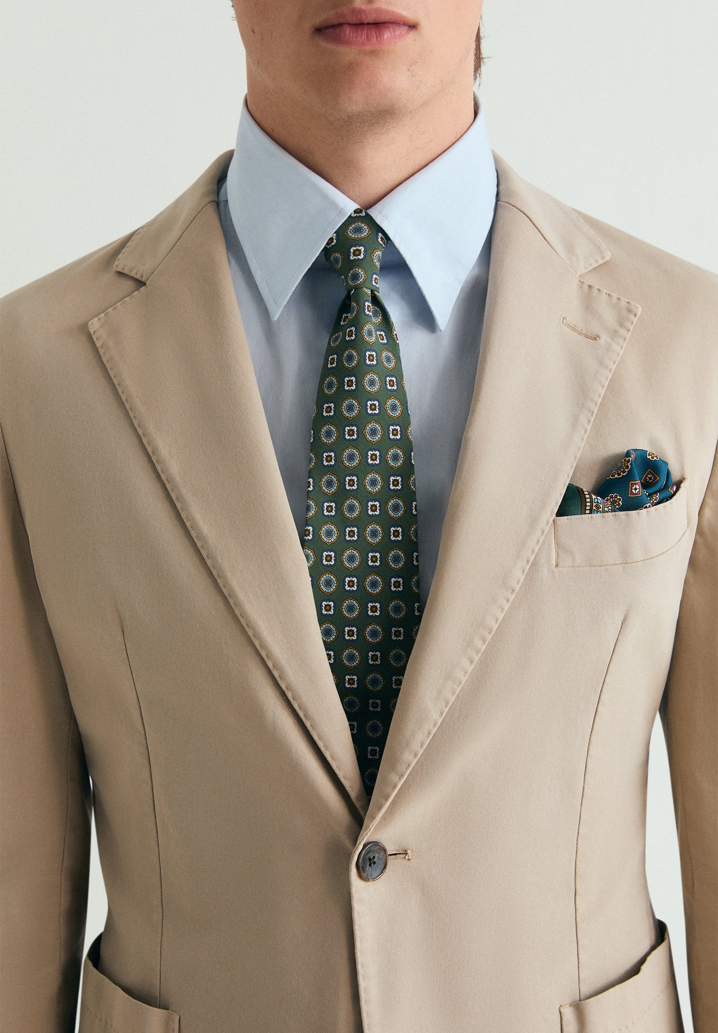 STRAKKE BLAZER MET ZAKKEN