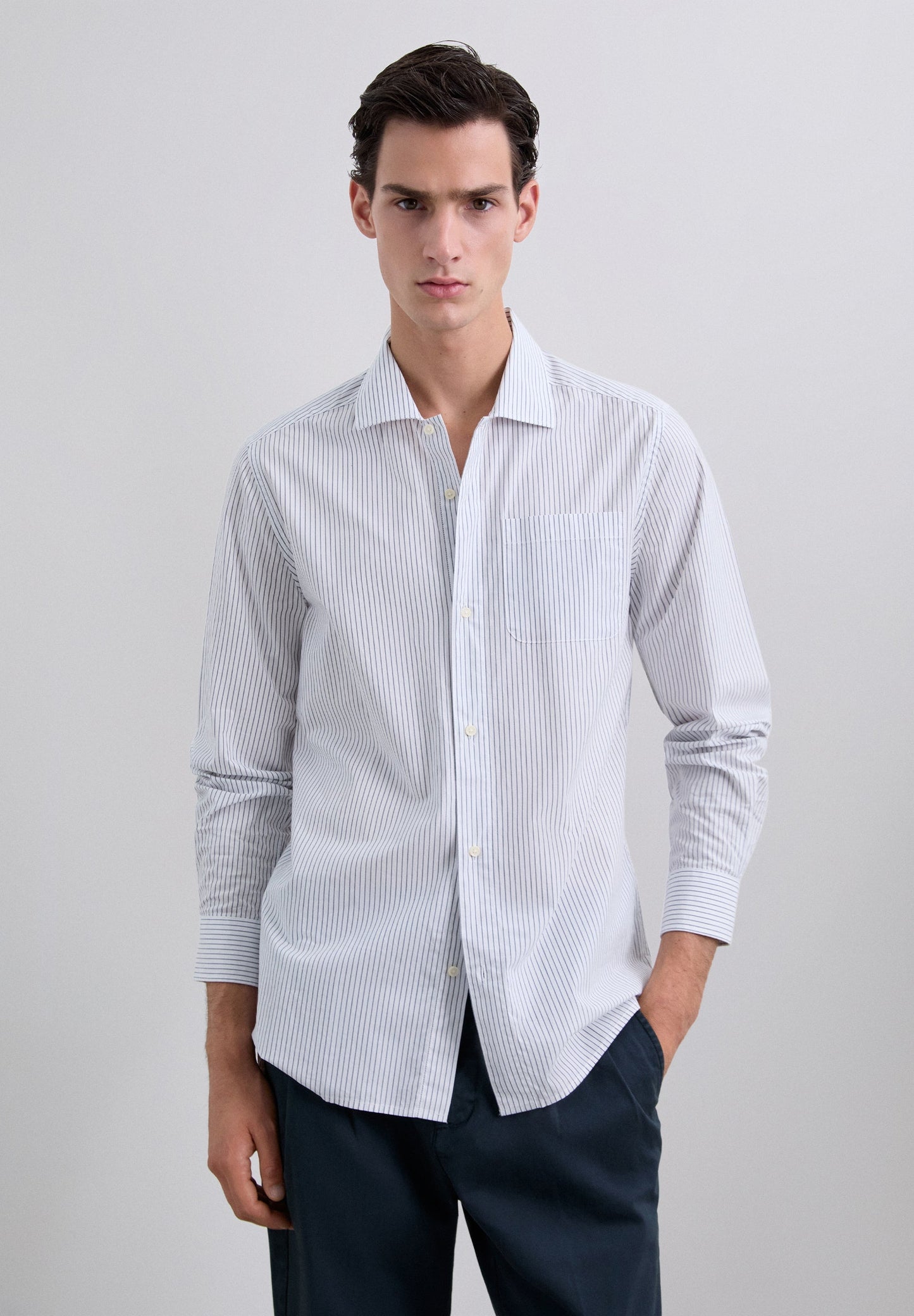 REGULAR FIT STRIPED SHIRT