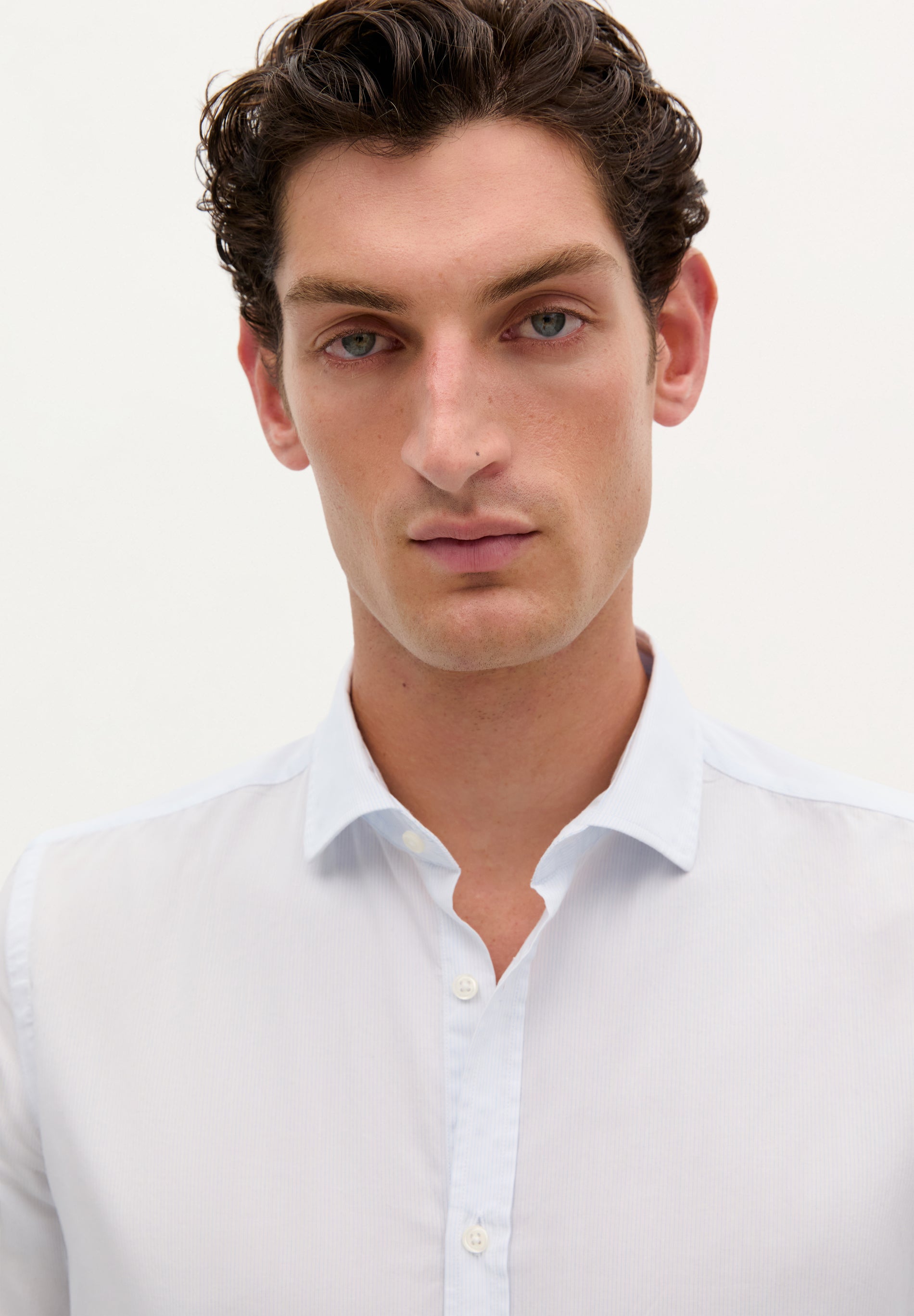 SLIM FIT STRIPED FORMAL SHIRT