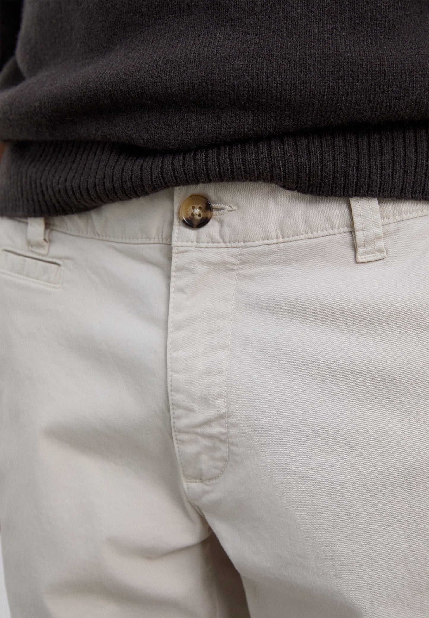 PANTALÓN CHINO CASUAL - Scalpers
