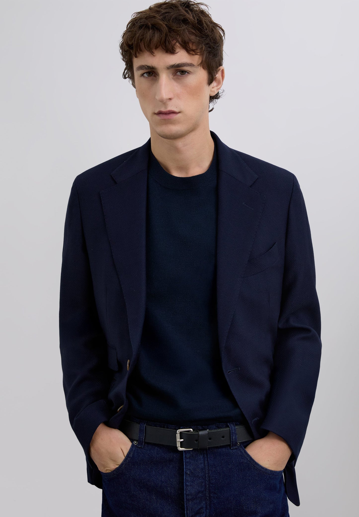 PLAIN-COLOURED WOOL BLAZER