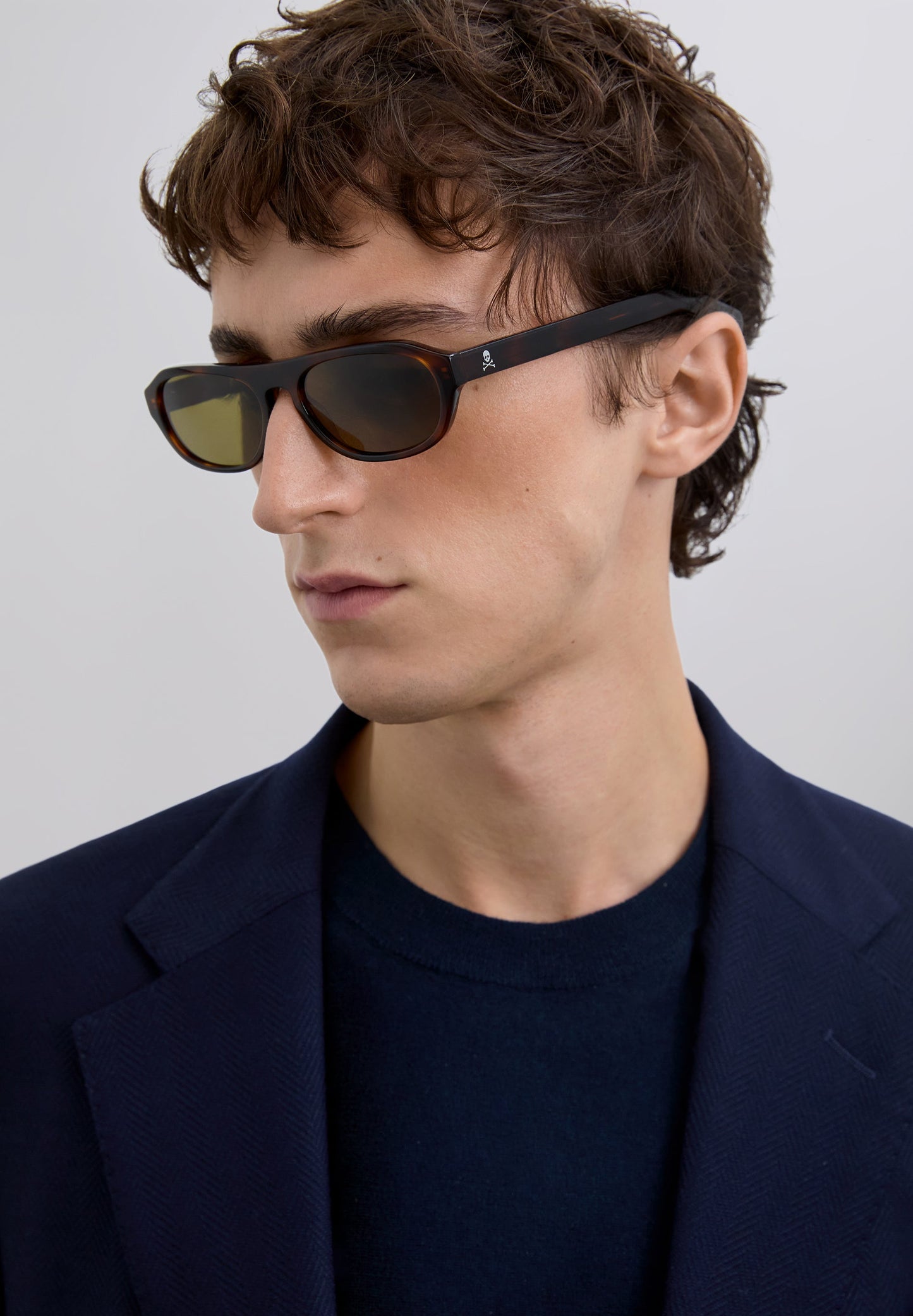 PLAIN-COLOURED WOOL BLAZER