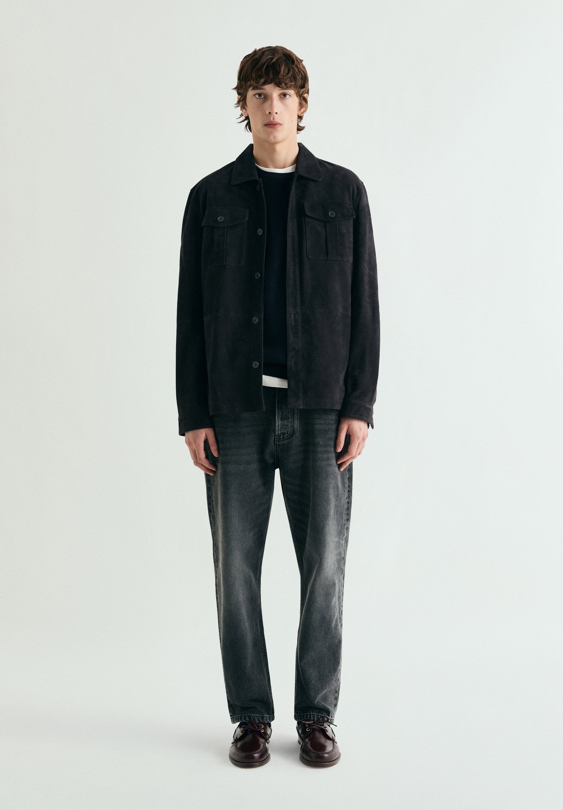 CROPPED FIT JEANS