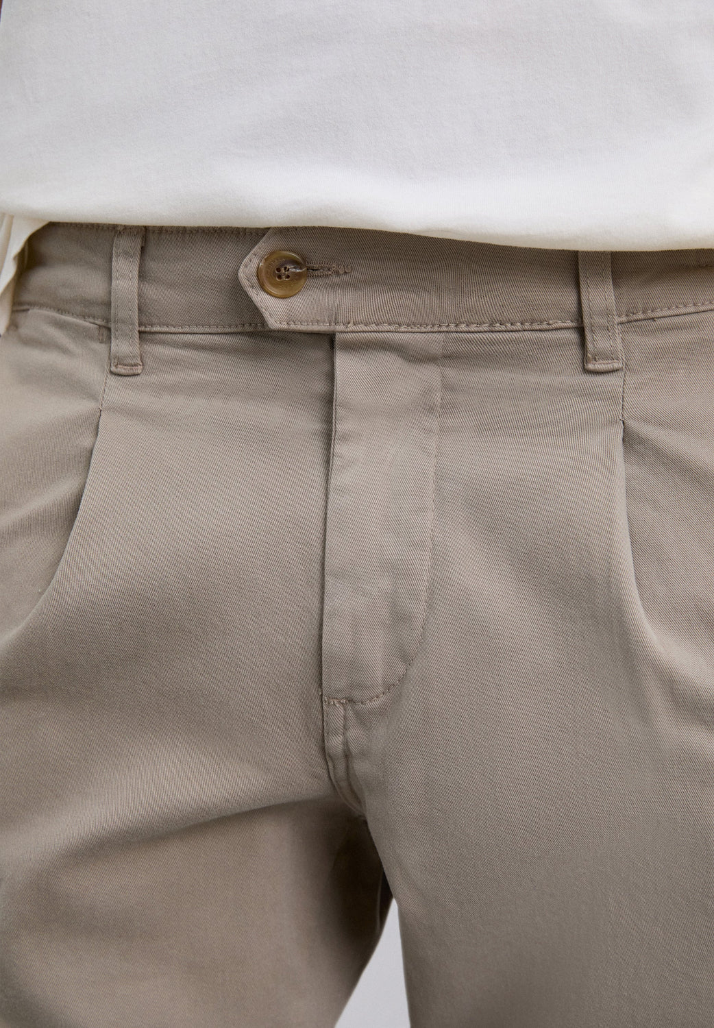 PANTALÓN CHINO PINZAS - Scalpers