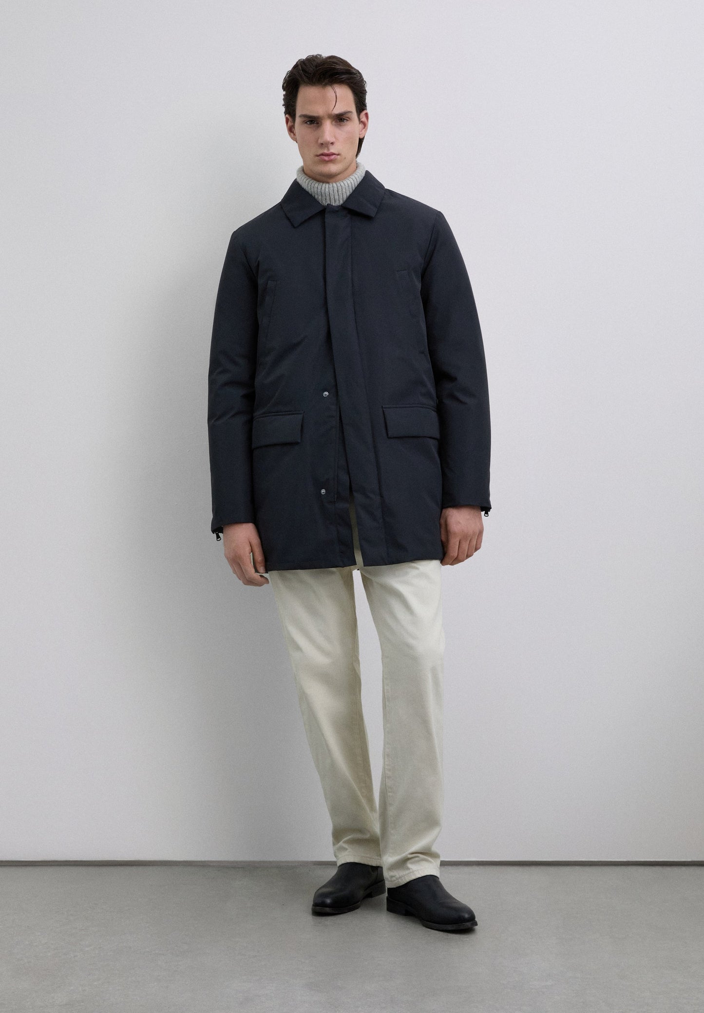 HOODED TECHNICAL PARKA WITH POCKETS