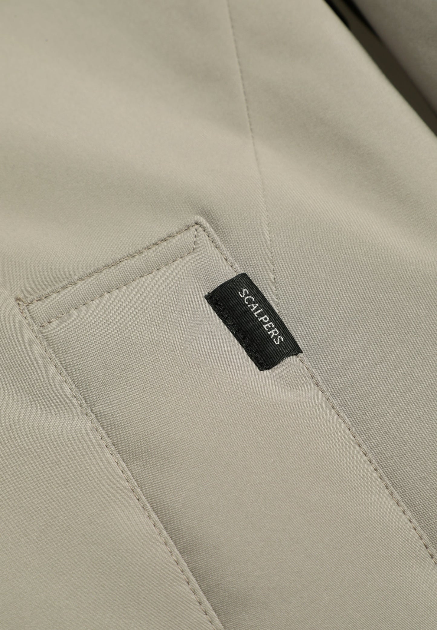 WATER-REPELLENT QUILTED TRENCH COAT