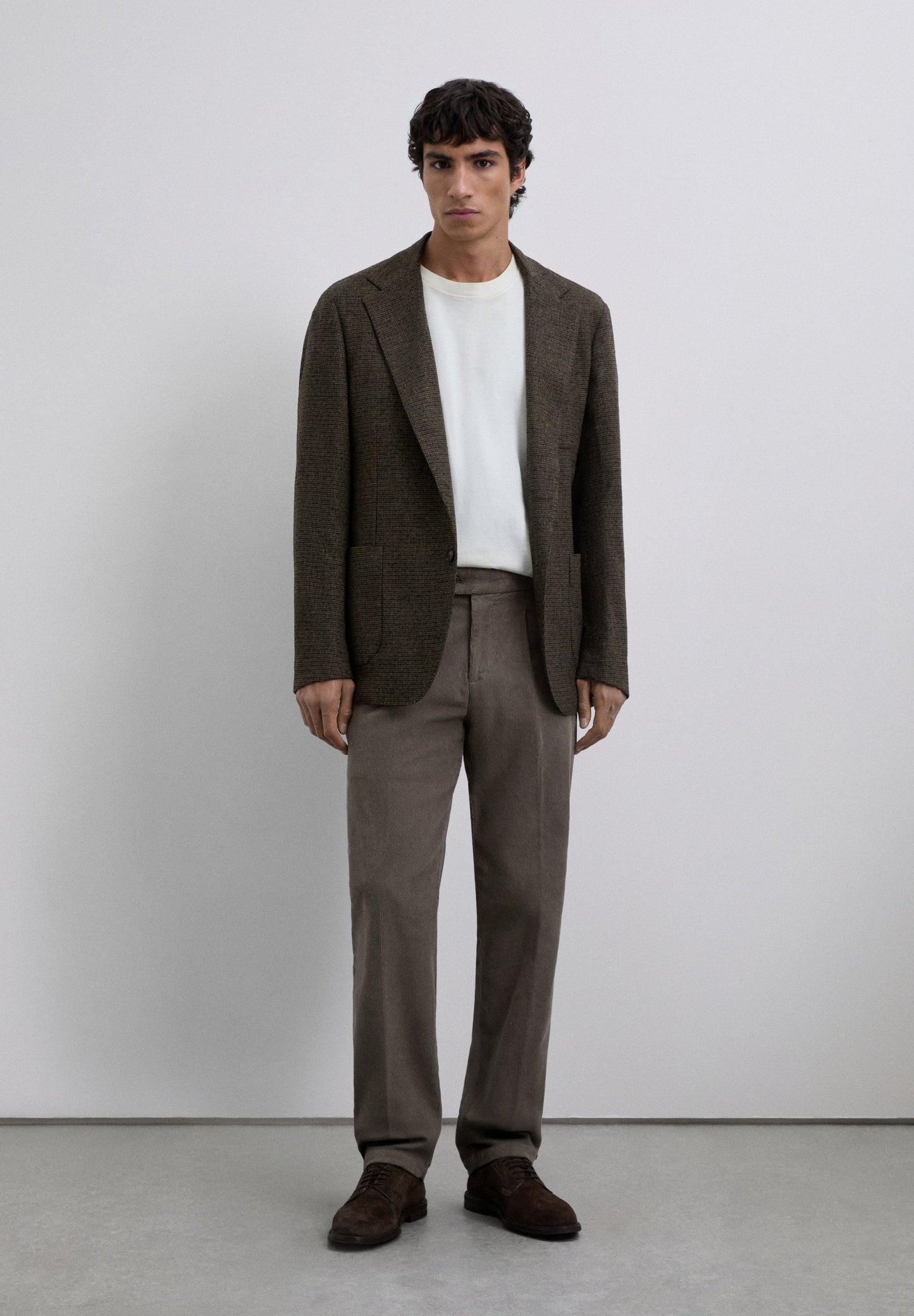SLIM FIT CORDUROY TROUSERS WITH DARTS