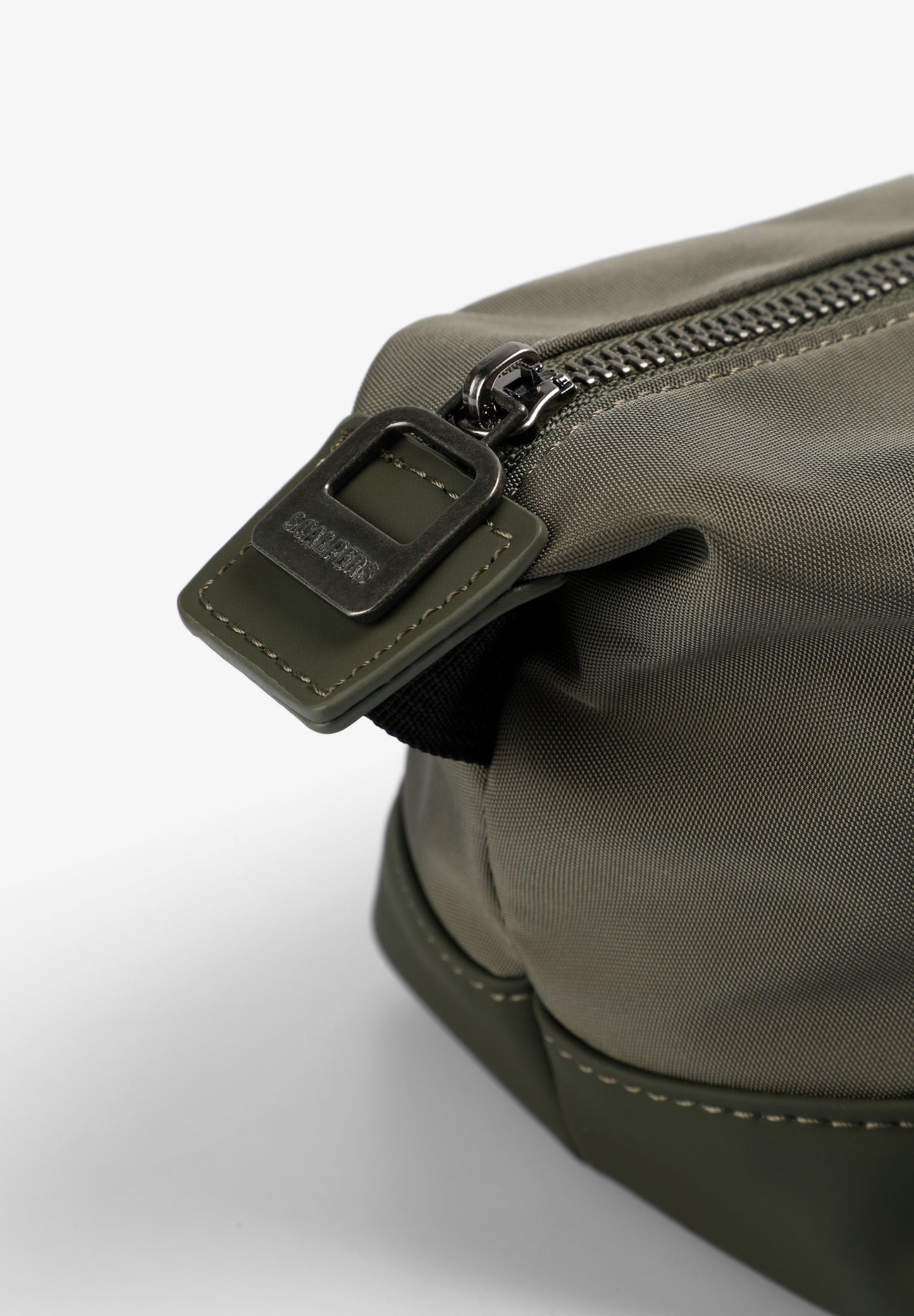 RUBBERISED TRAVEL TOILETRY BAG