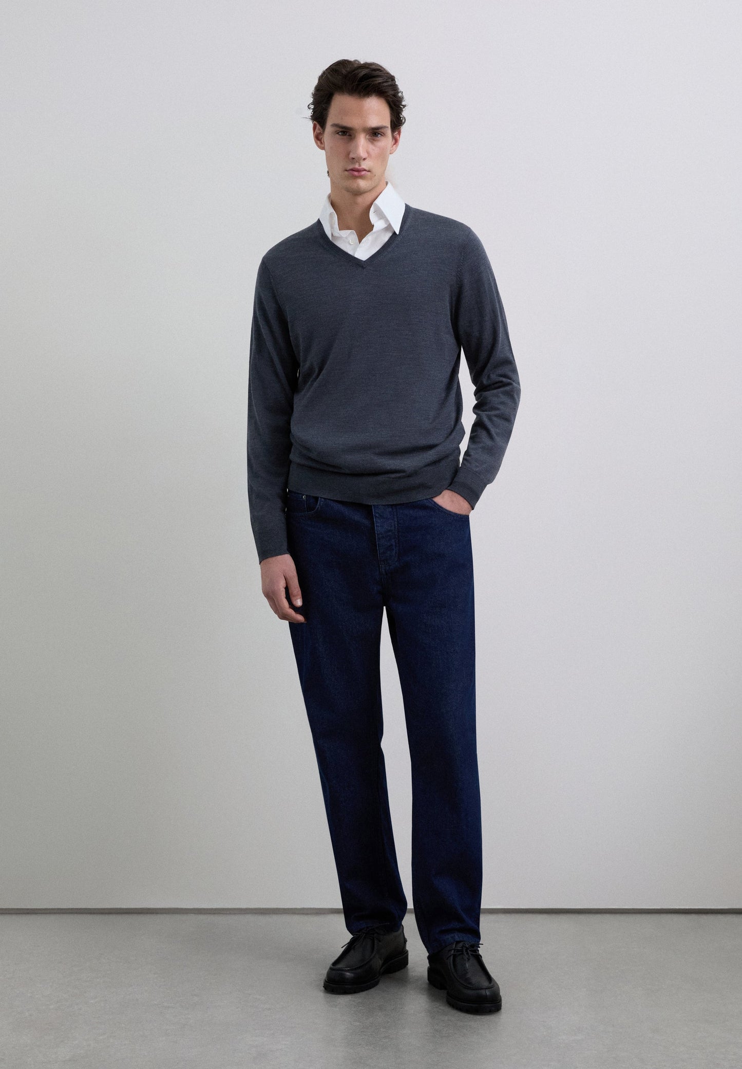 V-NECK WOOL SWEATER WITH SKULL