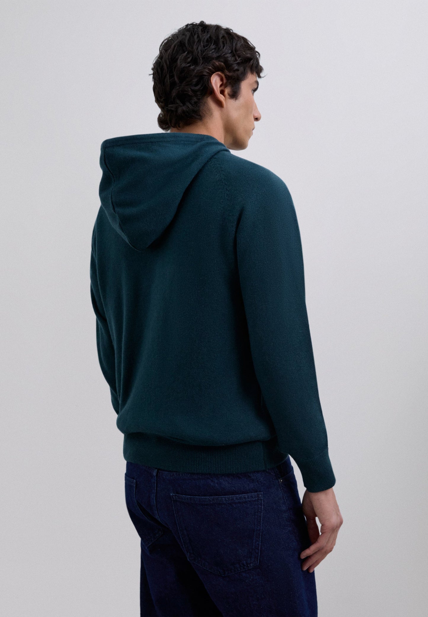 WOOL SWEATER WITH ADJUSTABLE HOOD