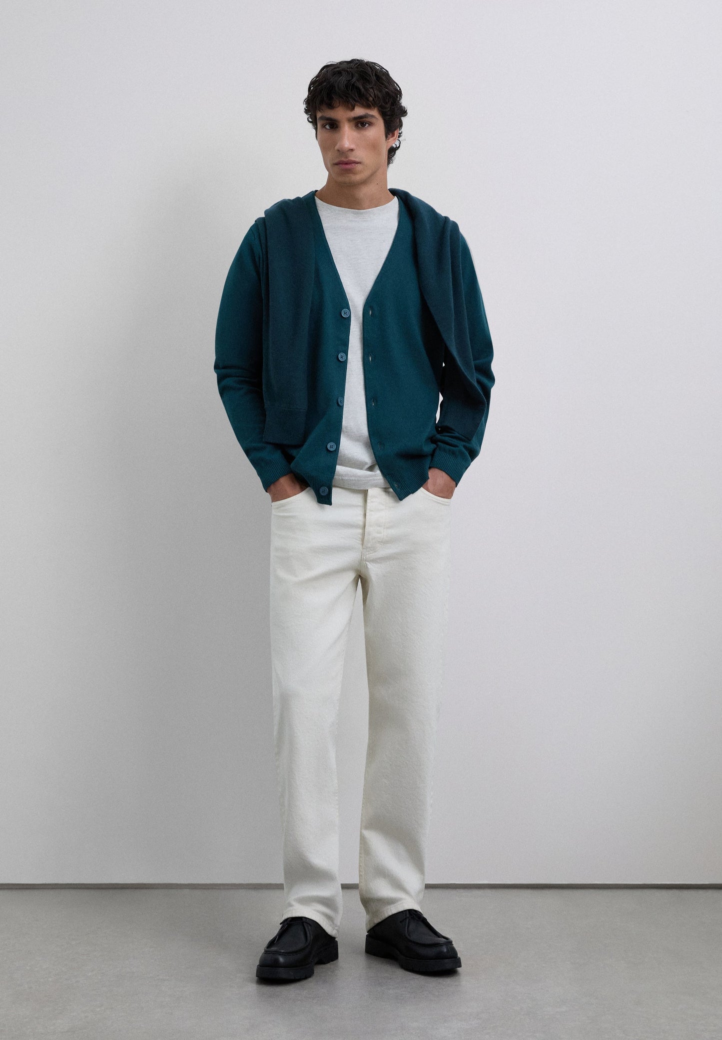 V-NECK CARDIGAN WITH SKULL