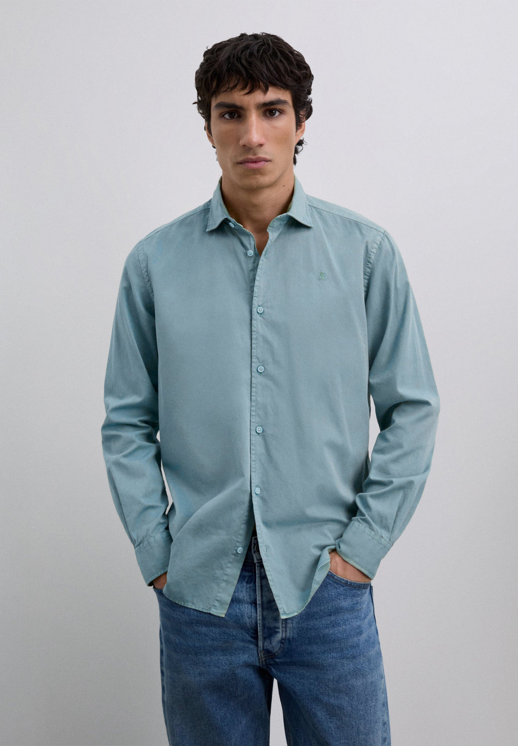 CAMISA REGULAR FIT BORDADA - Scalpers