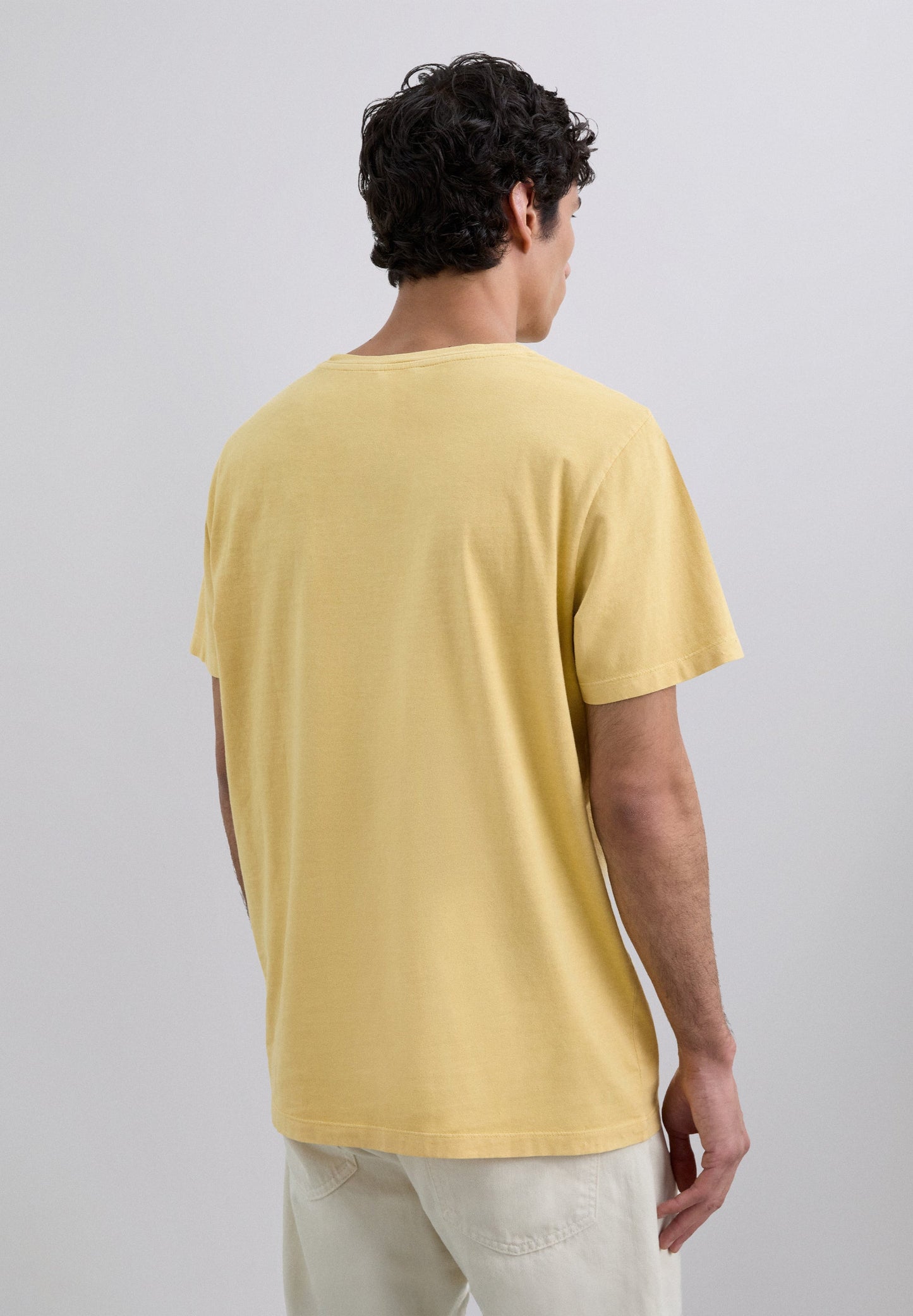 EMBROIDERED SKULL T-SHIRT