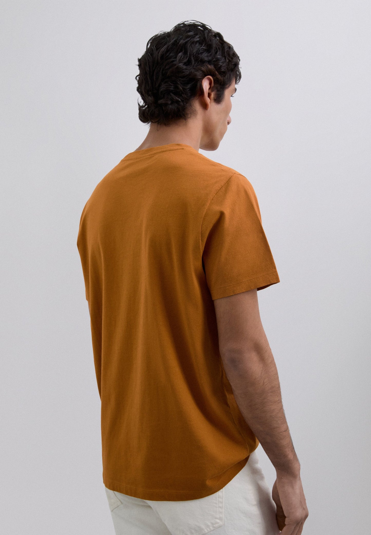 EMBROIDERED SKULL T-SHIRT