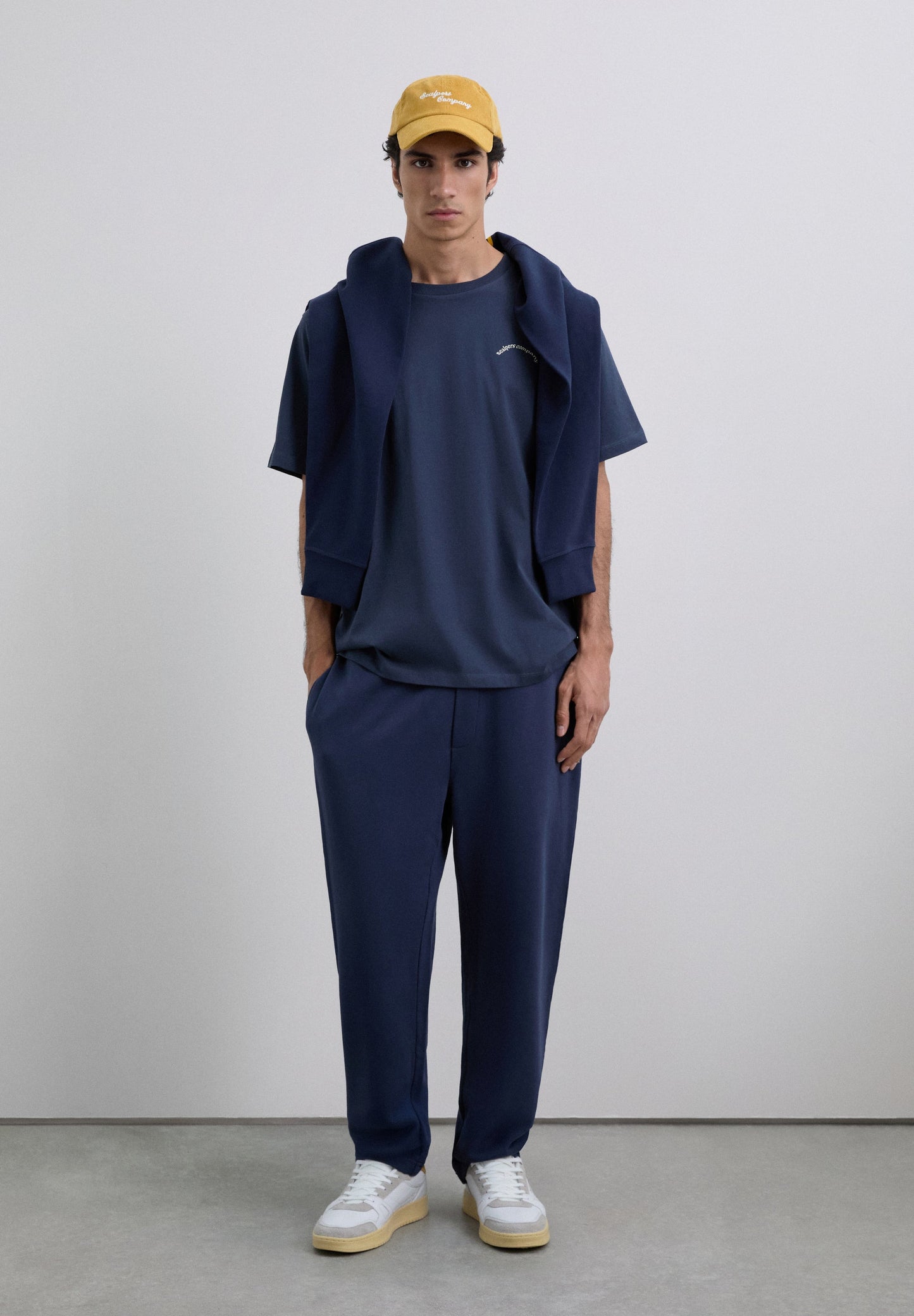 T-SHIRT WITH LOGO PRINT