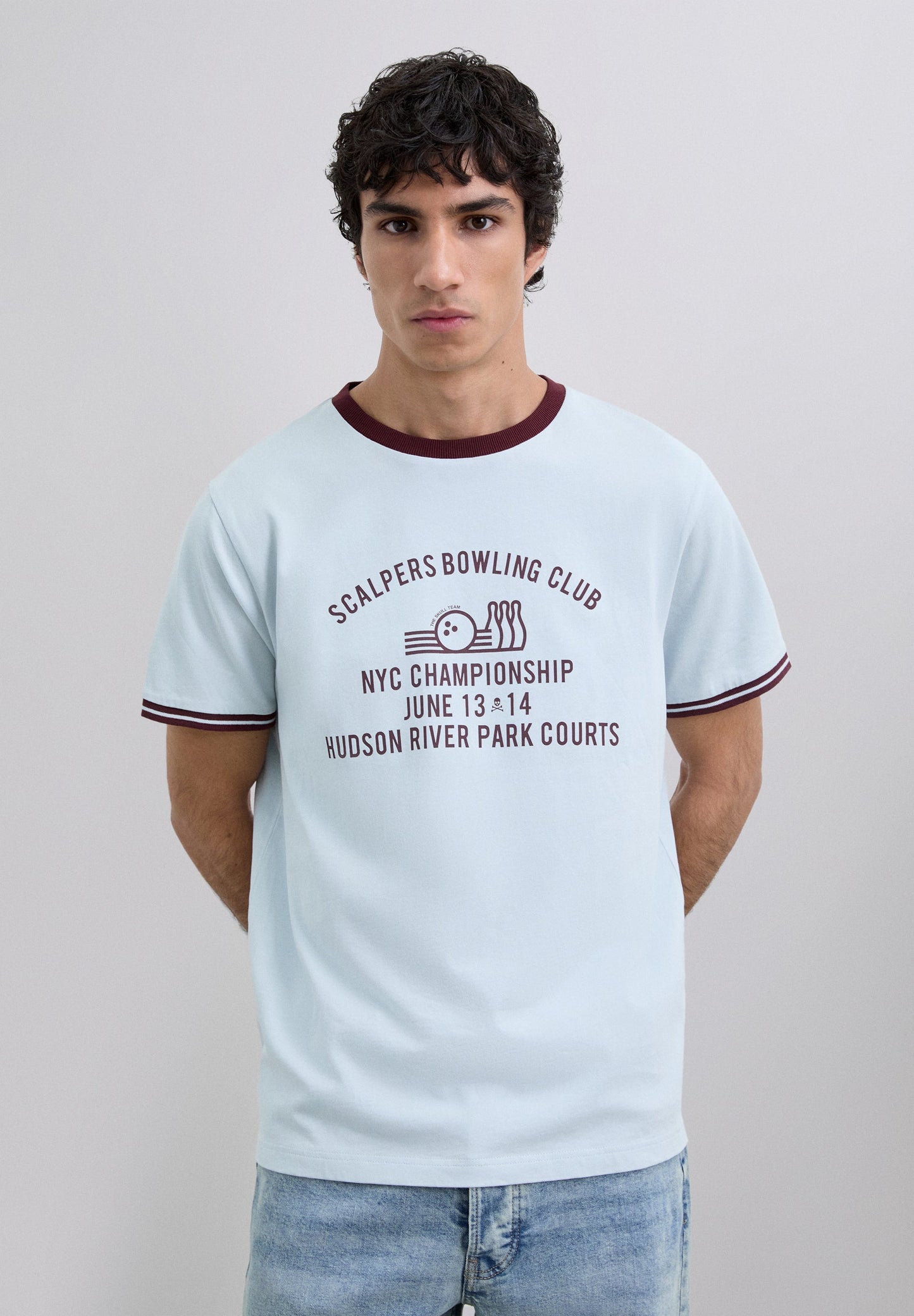 CONTRAST PRINT T-SHIRT