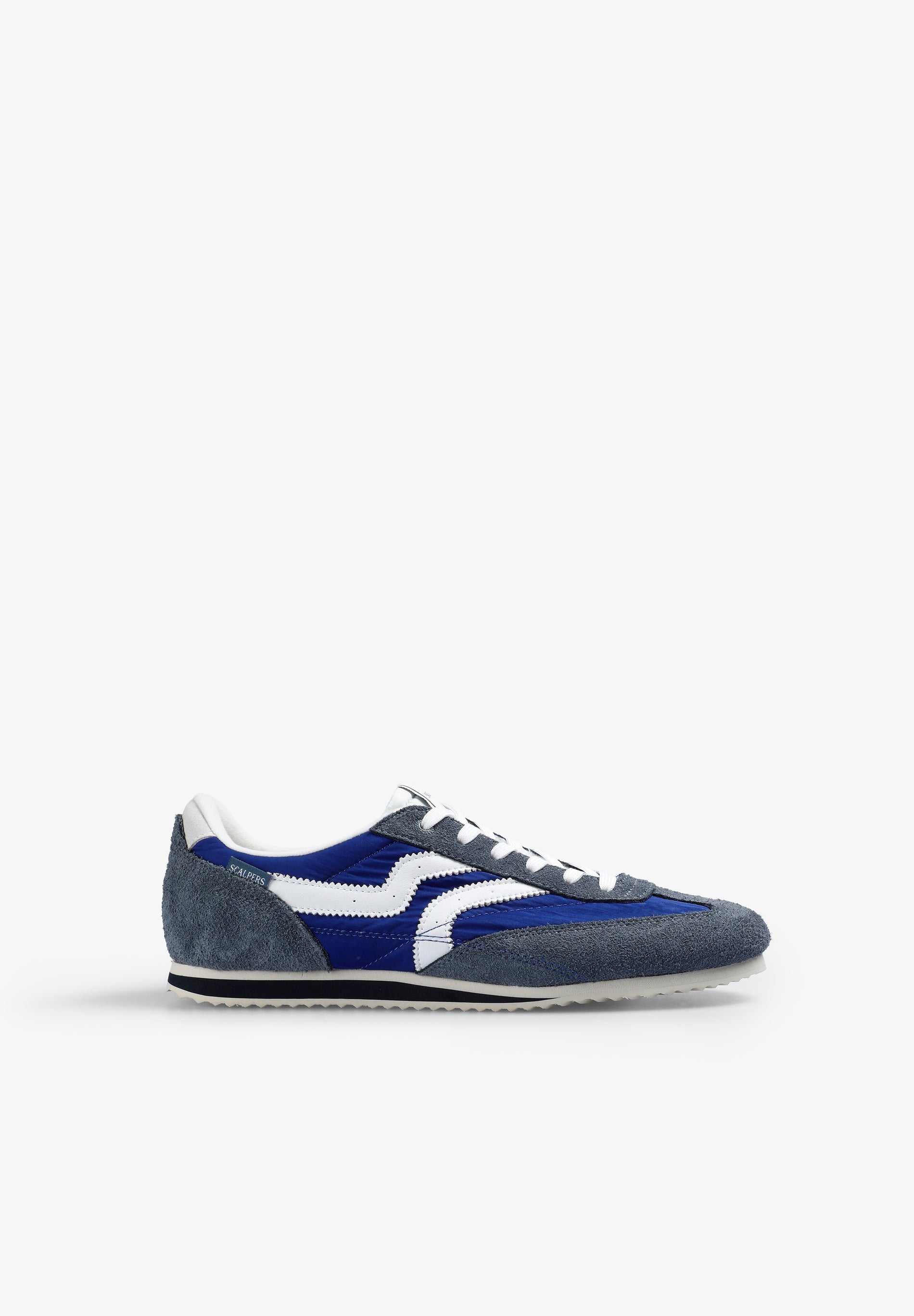 RETRO SNEAKERS