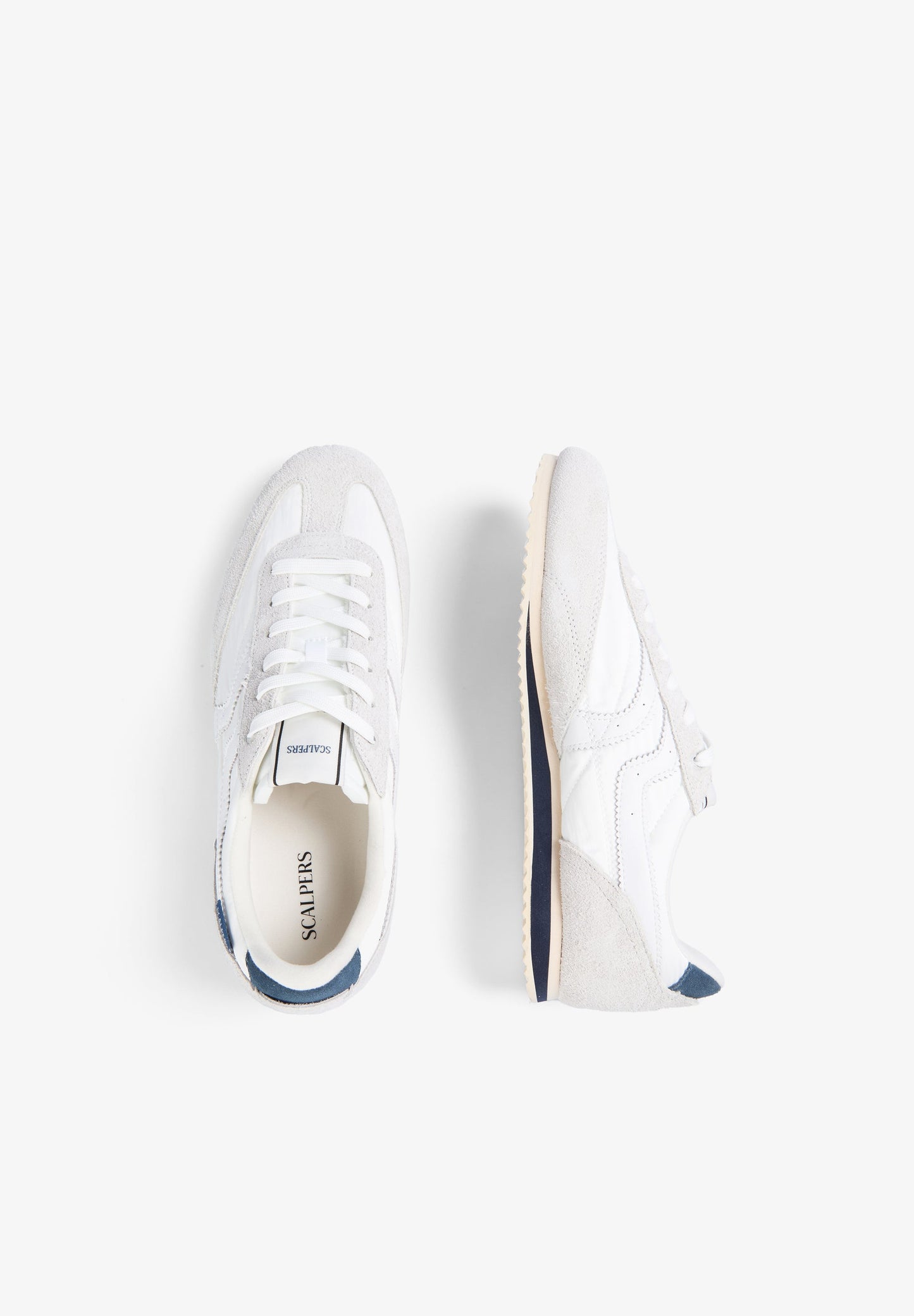 SNEAKERS IN RETROSTIJL