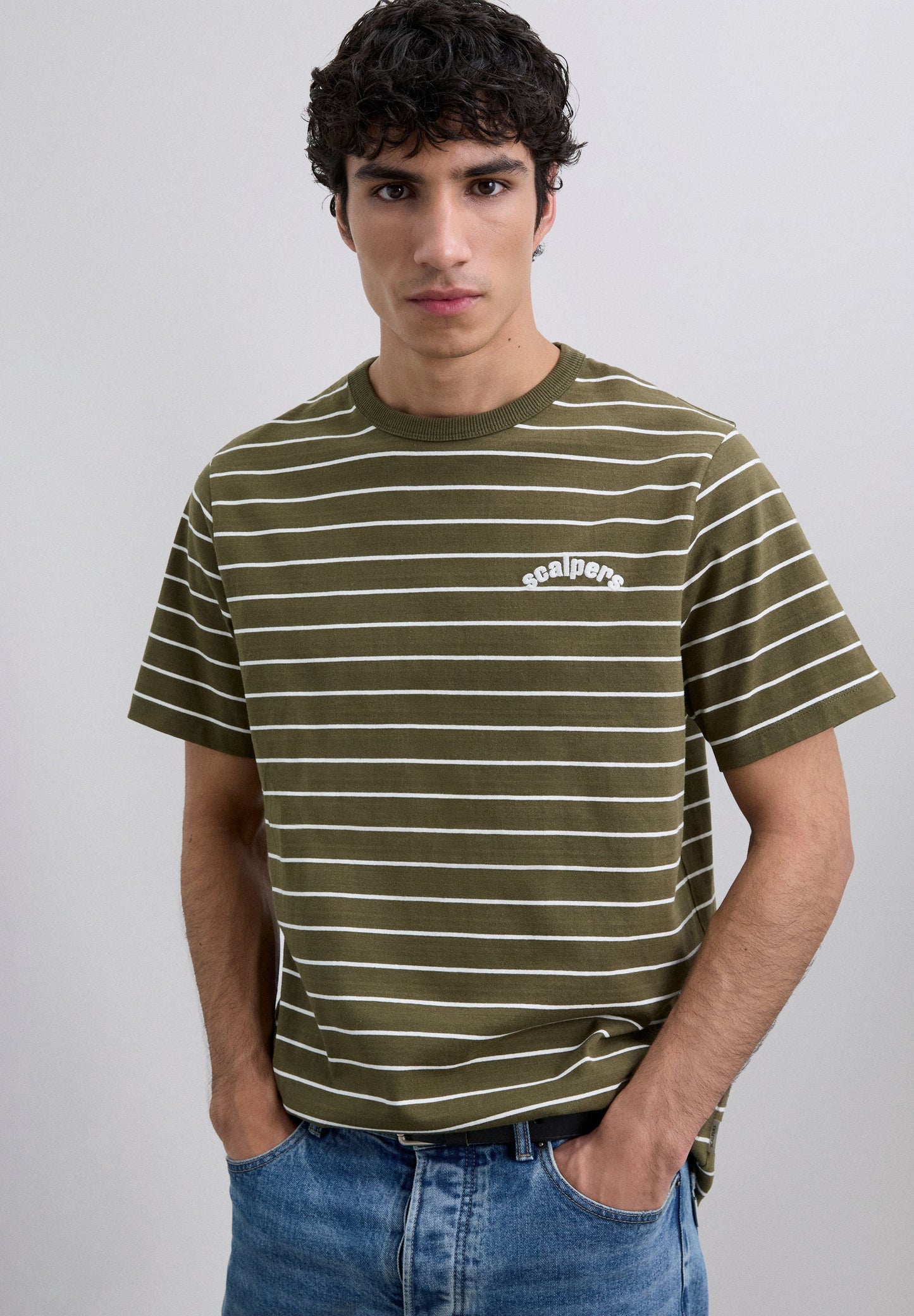 STRIPED LOGO PRINT T-SHIRT